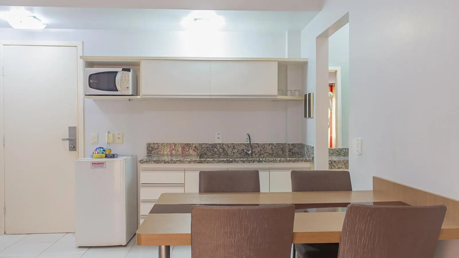 Dining area in Lagoa Quente Hotel - LAGOA OFICIAL