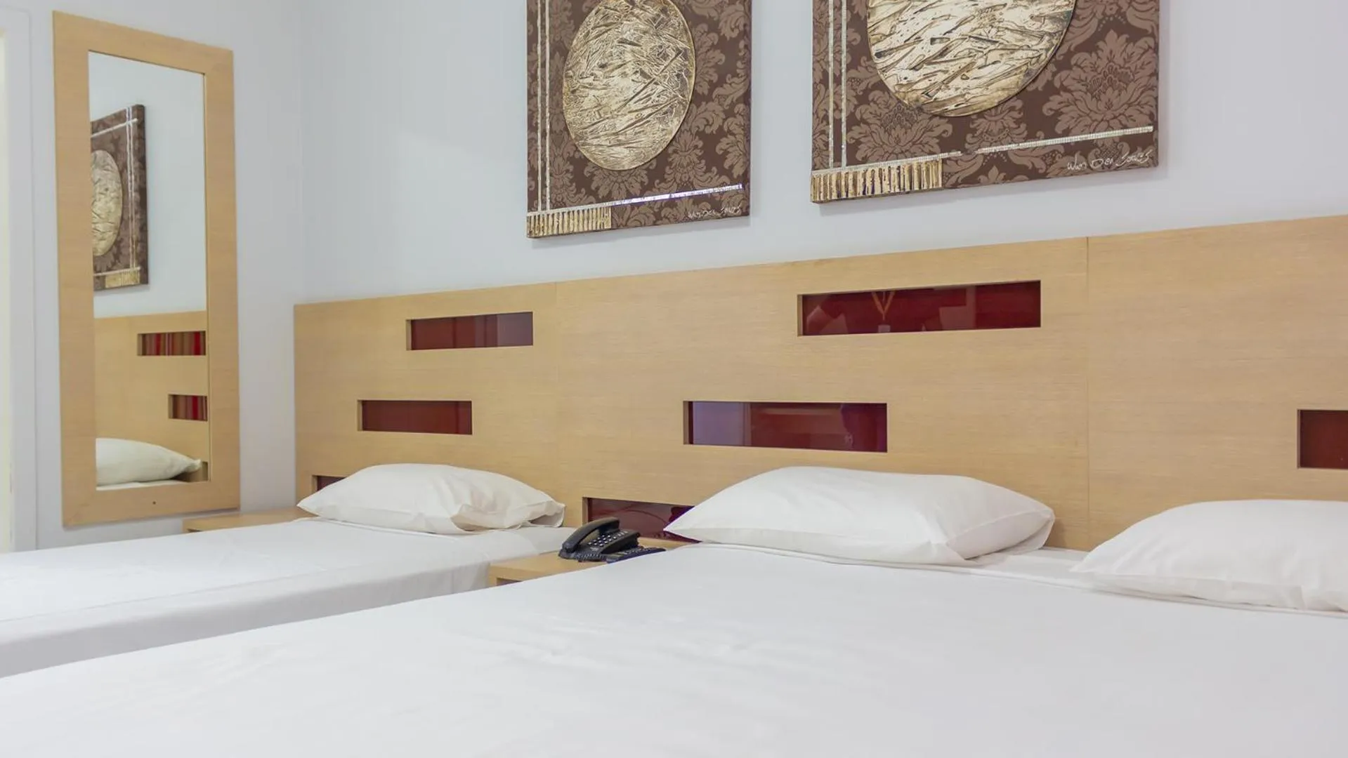 Bedroom, Bed in Lagoa Quente Hotel - LAGOA OFICIAL