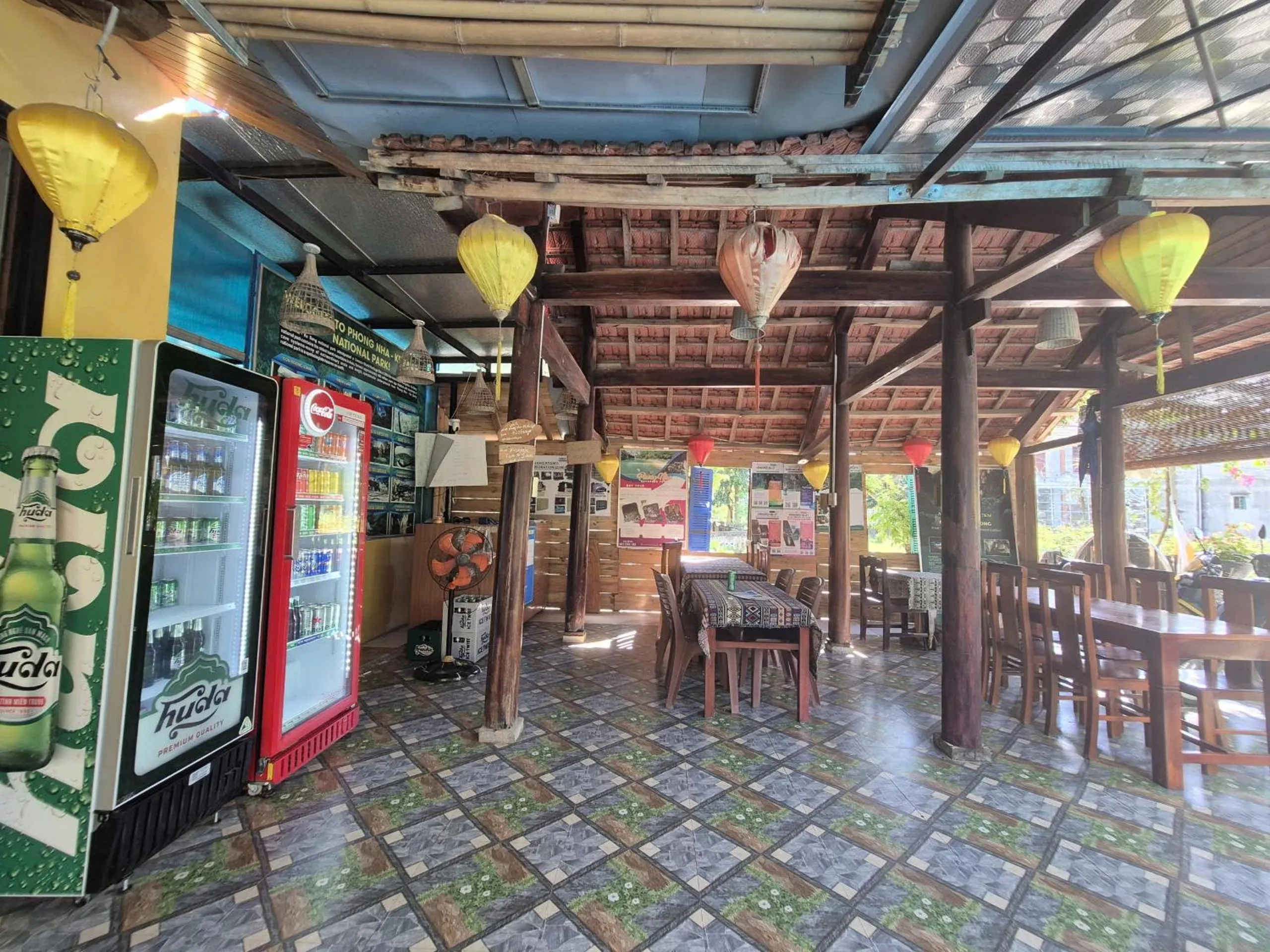 Restaurant/places to eat in Phong Nha Ecolodge Homestay & Tours - Mountain View