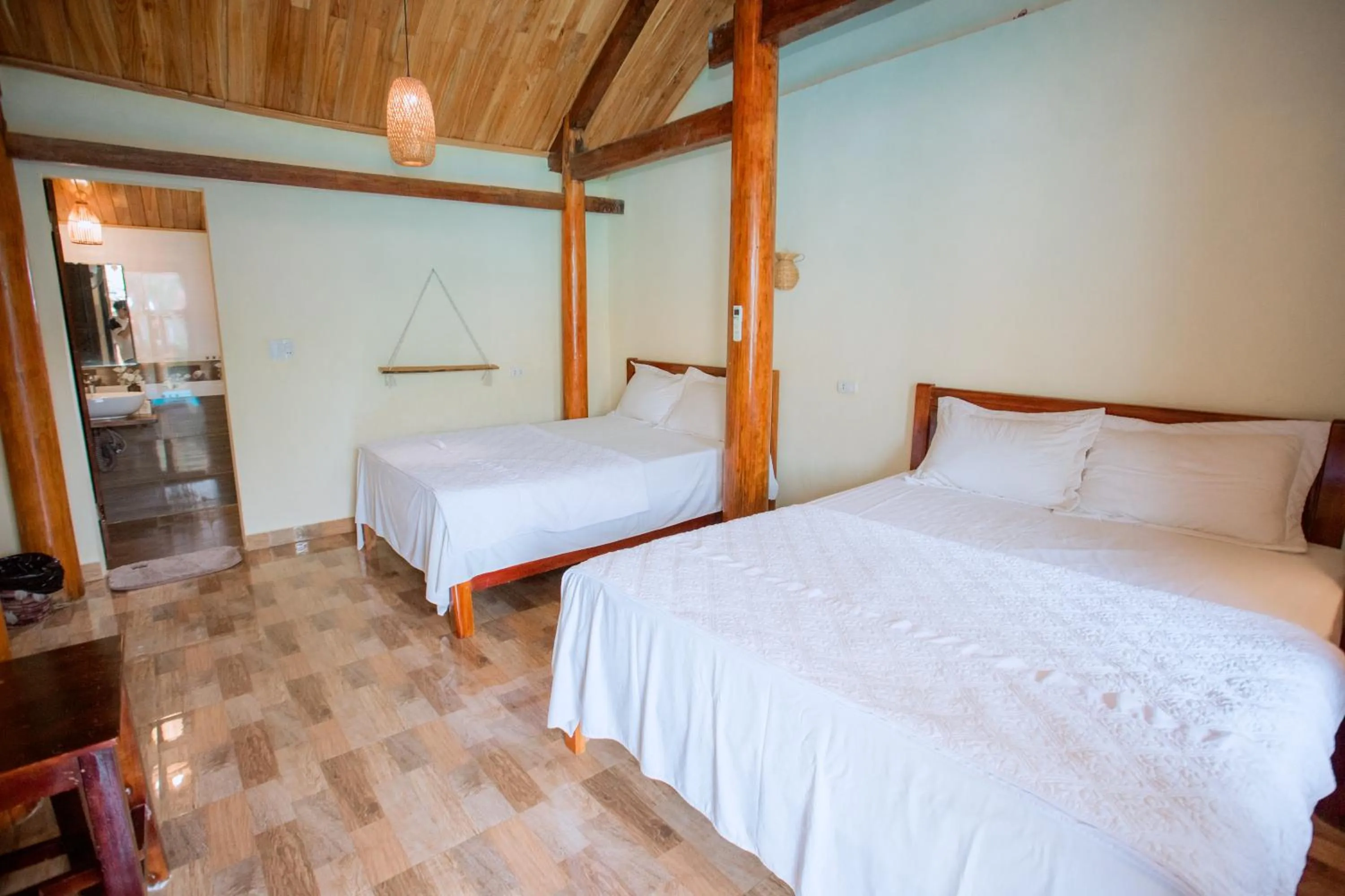 Bed in Phong Nha Ecolodge Homestay & Tours - Mountain View