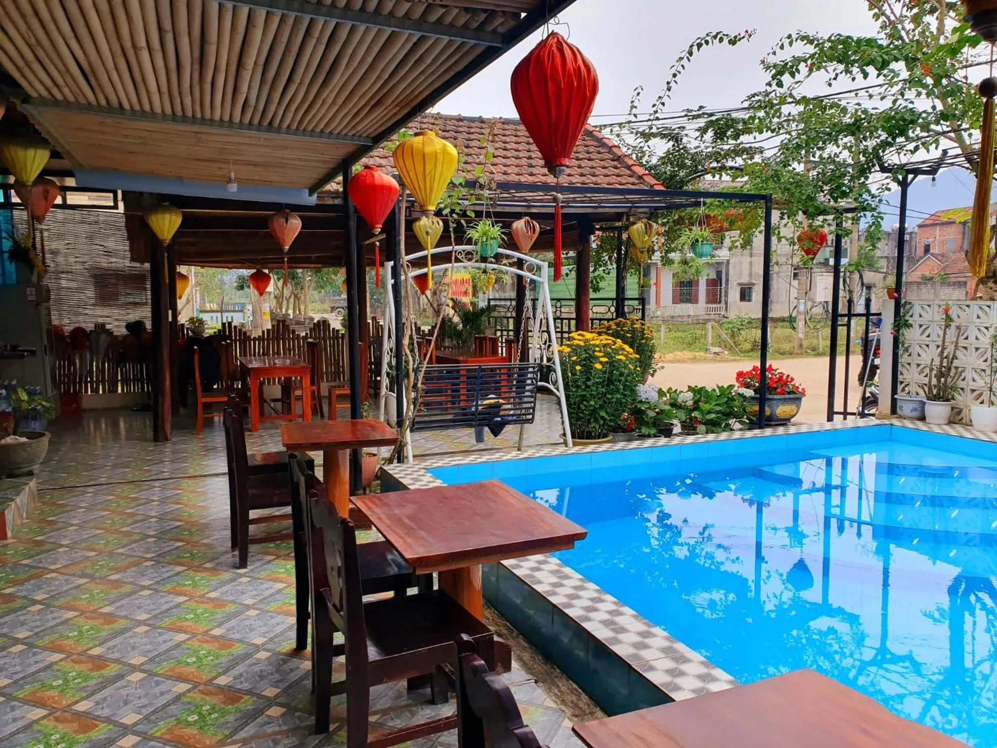 Restaurant/places to eat in Phong Nha Ecolodge Homestay & Tours - Mountain View