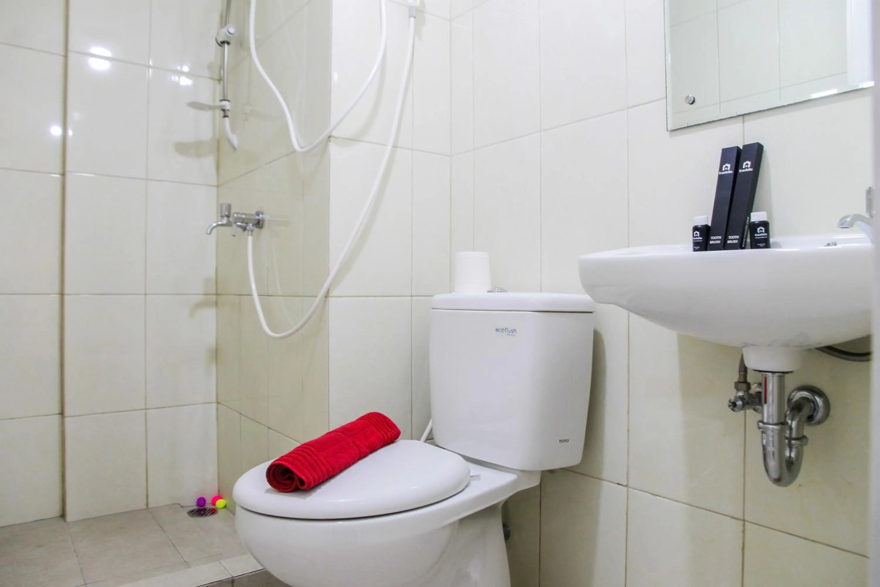 2BR with Sofa Bed at Springlake Summarecon Apartment By Travelio