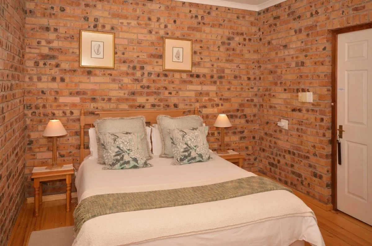 Bedroom, Bed in IRONWOOD LODGE