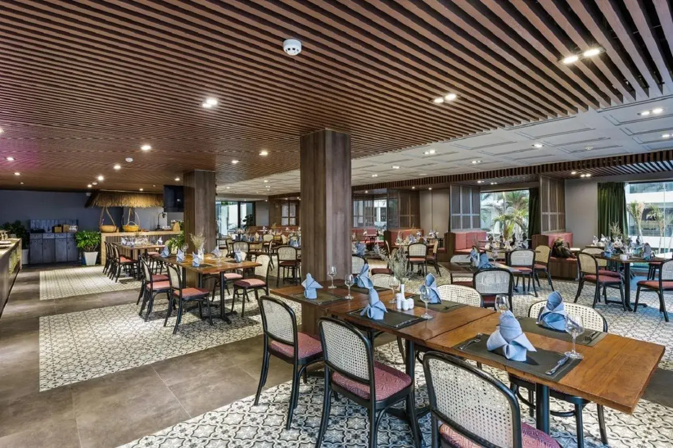 Restaurant/places to eat in Sunset Beach Resort and Spa Restaurant/places to eat in Sunset Beach Resort and Spa