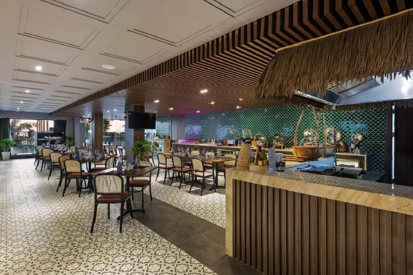 Restaurant/places to eat in Sunset Beach Resort and Spa Restaurant/places to eat in Sunset Beach Resort and Spa