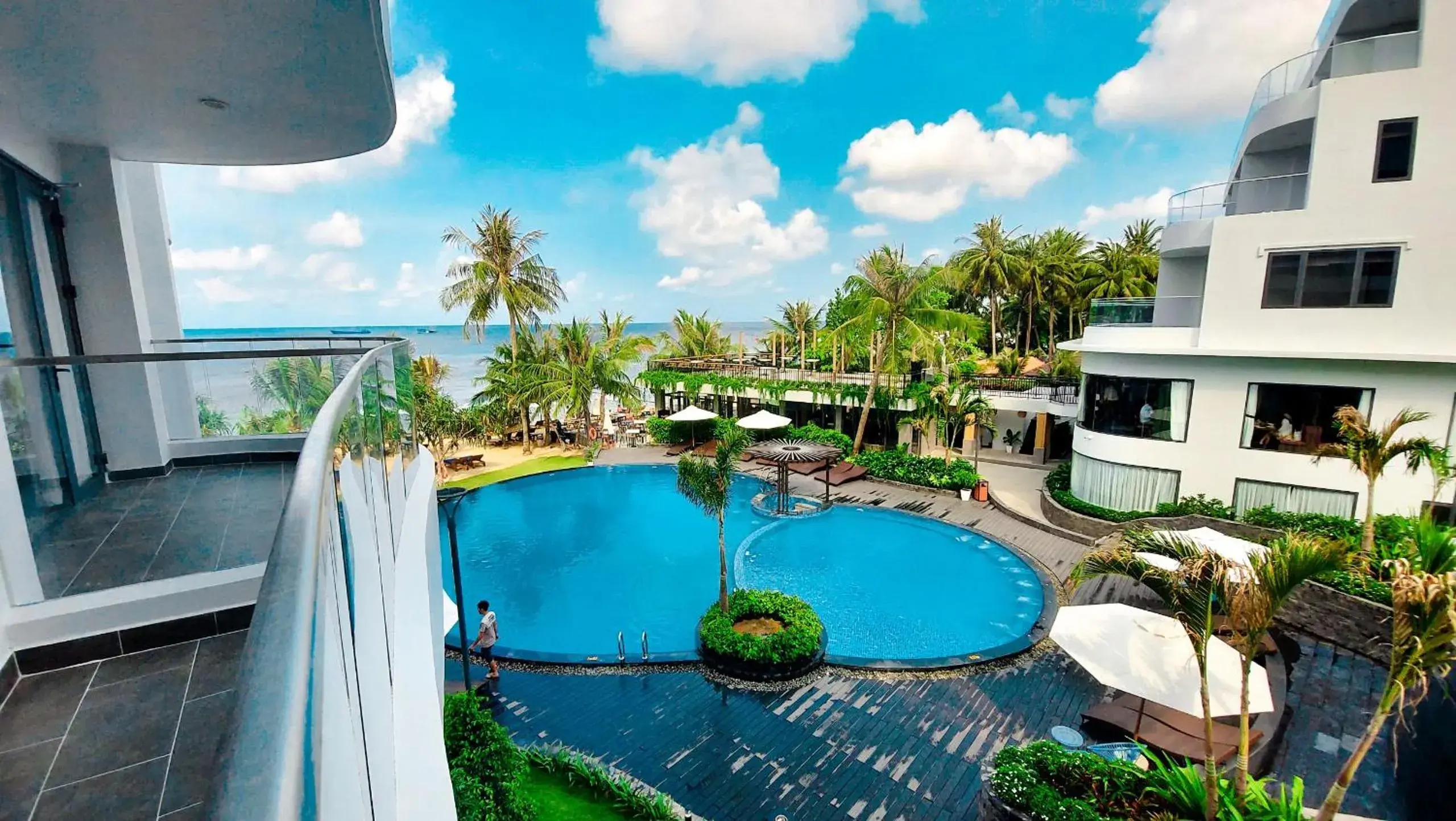 Swimming pool in Sunset Beach Resort and Spa Swimming pool in Sunset Beach Resort and Spa