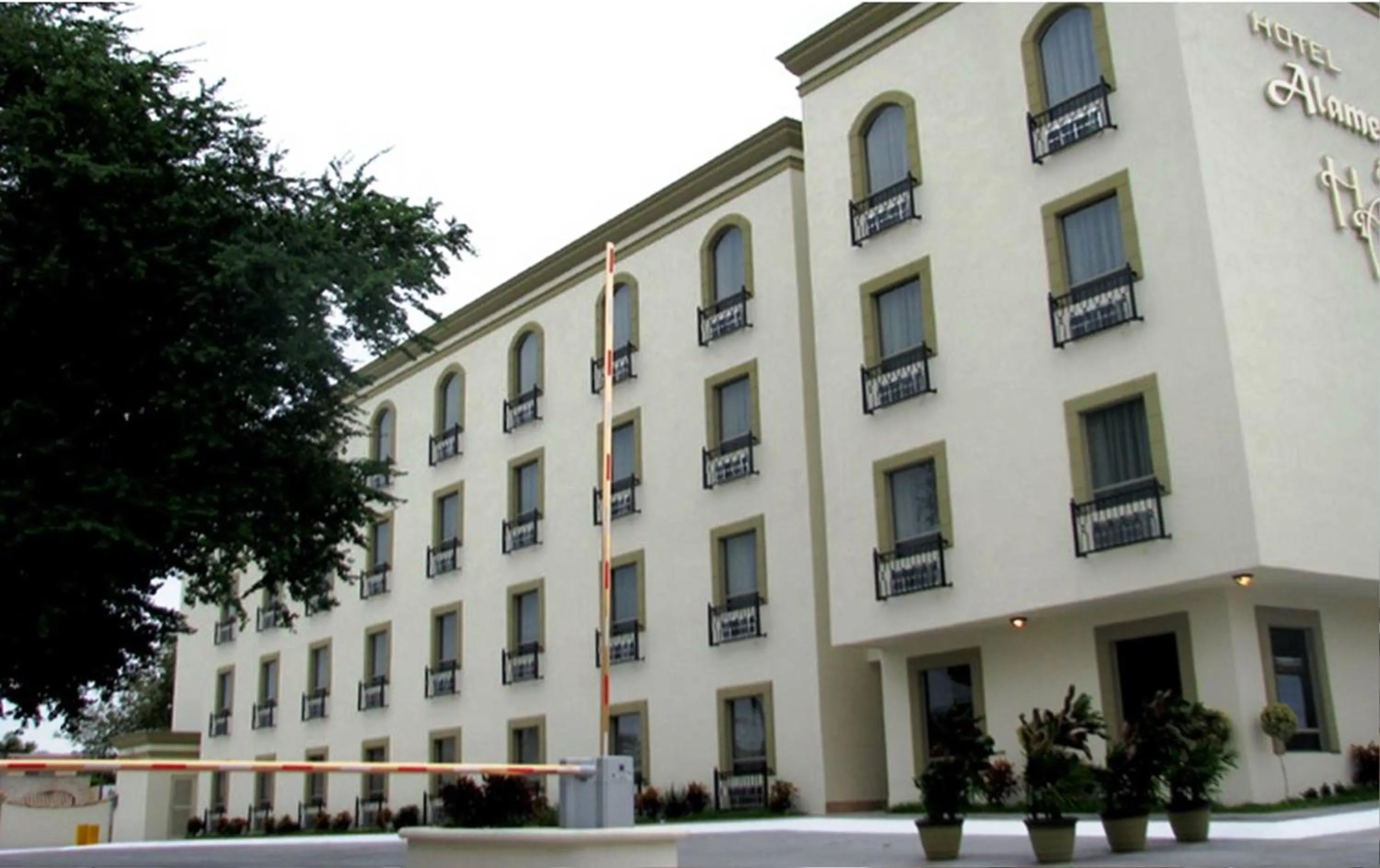 Hotel Alameda Express