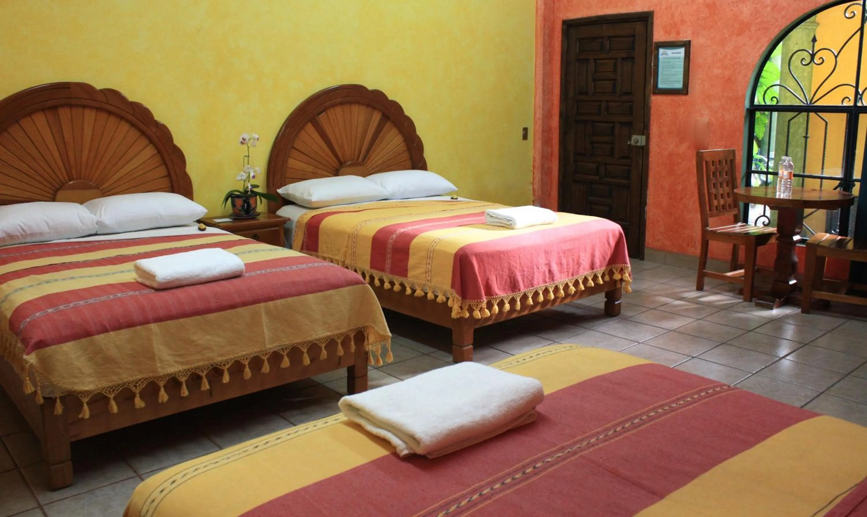Photo of the whole room, Bed in Hotel Oaxtepec