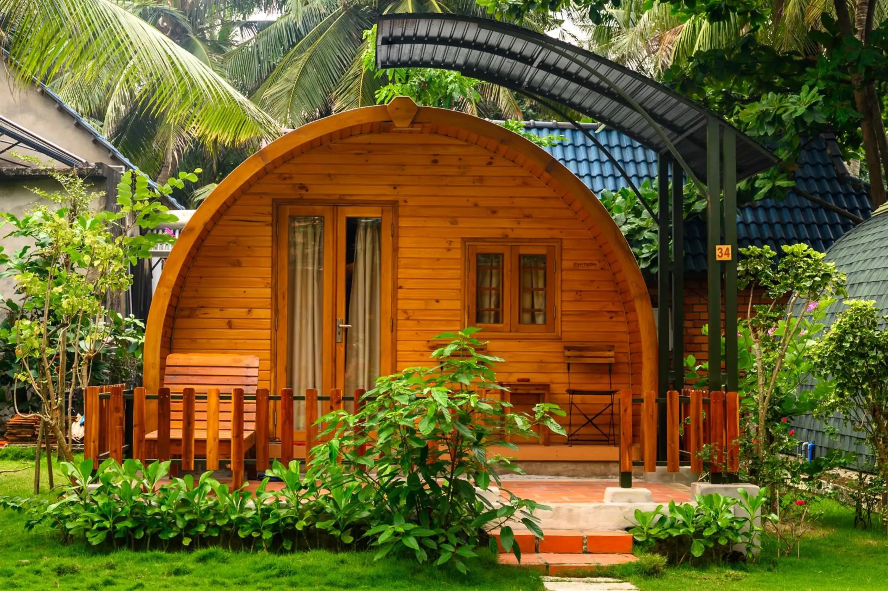 Property building in Vida Loca Sunset Beach Resort Property building in Vida Loca Sunset Beach Resort