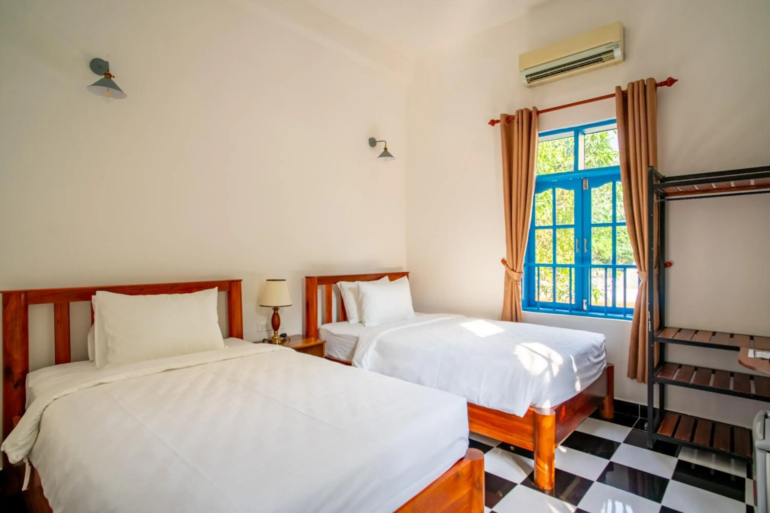 Bedroom, Bed in Vida Loca Sunset Beach Resort Bedroom, Bed in Vida Loca Sunset Beach Resort