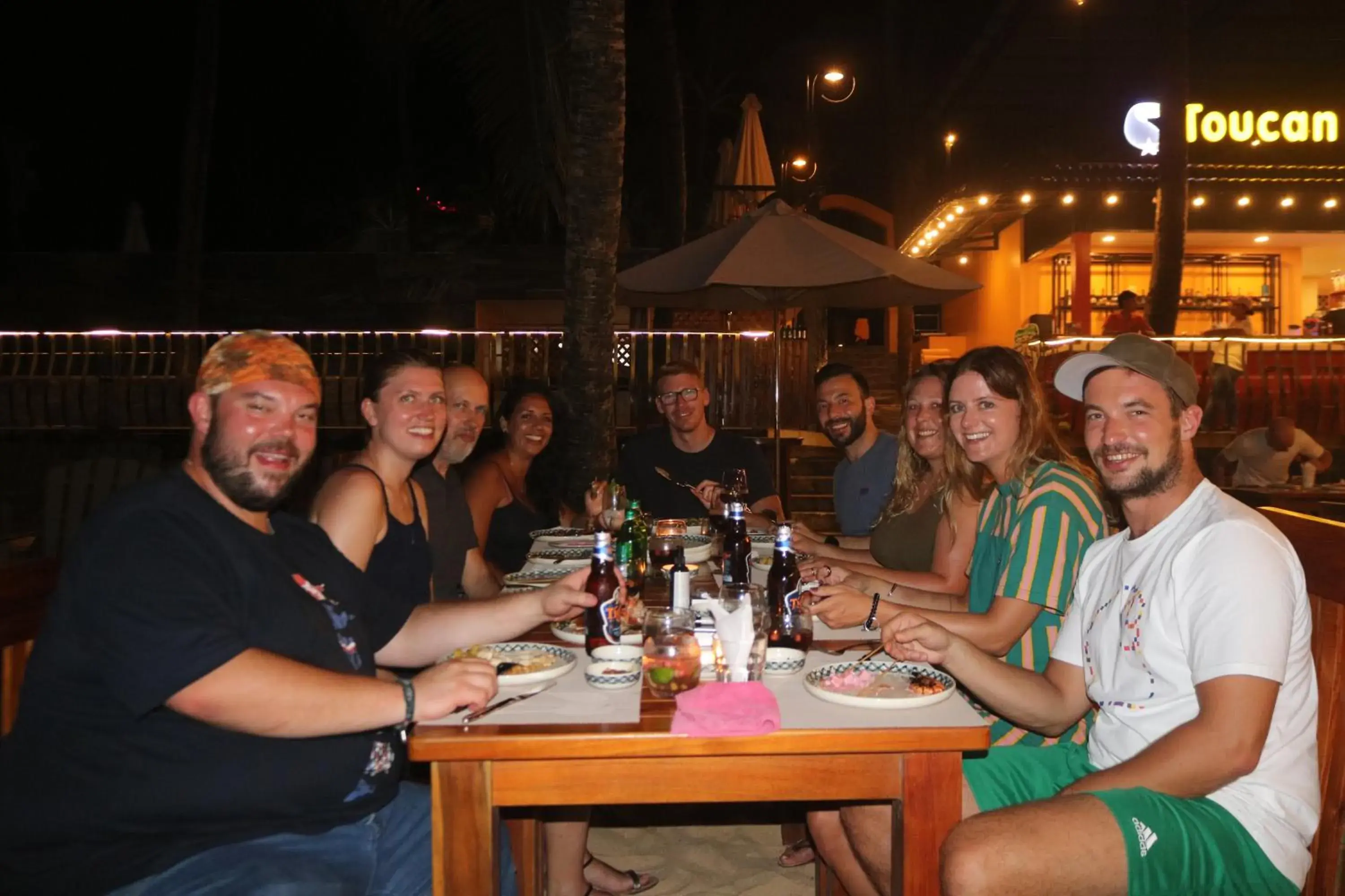 Restaurant/places to eat in Vida Loca Sunset Beach Resort Restaurant/places to eat in Vida Loca Sunset Beach Resort