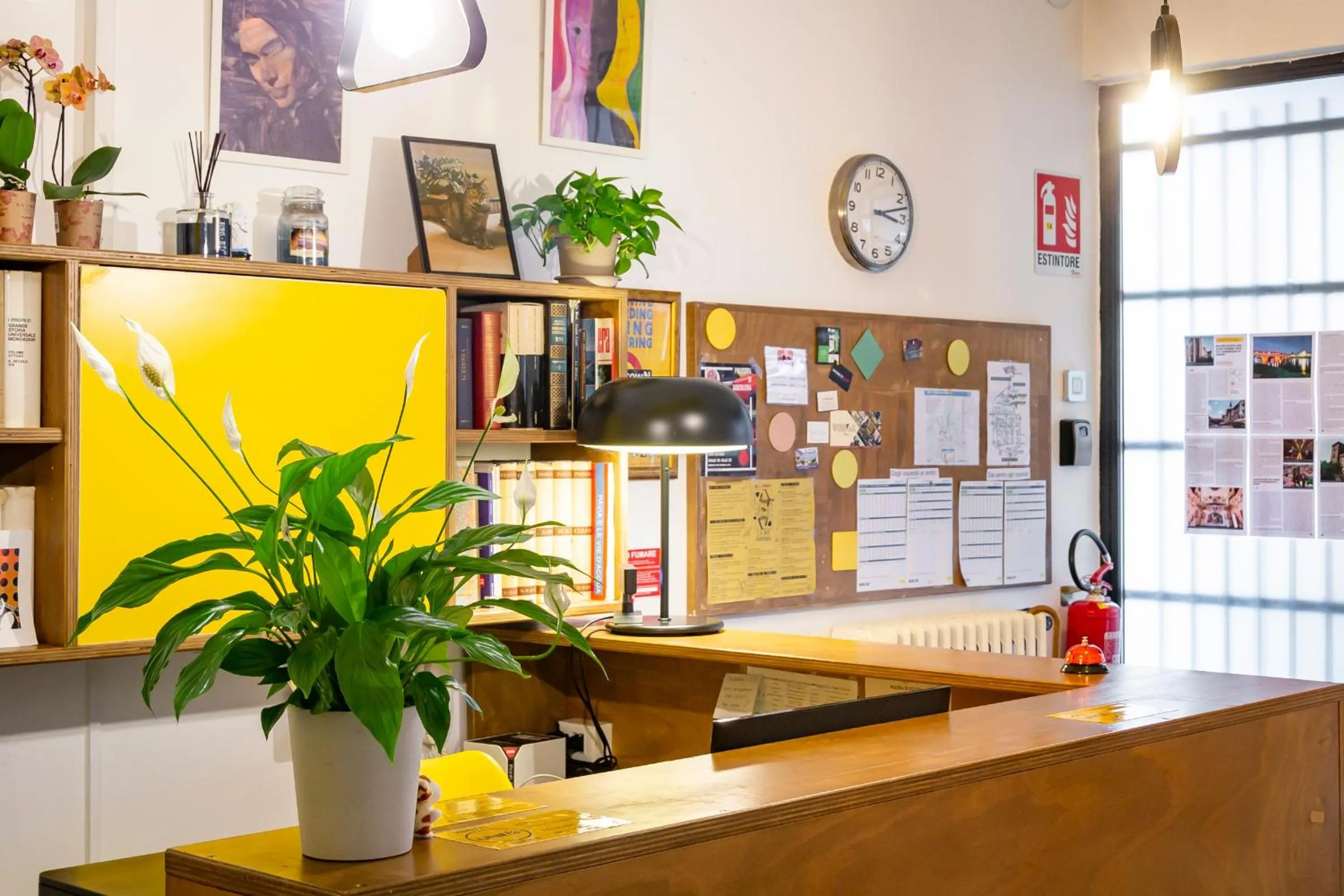 Lobby or reception in UniHo Hostel