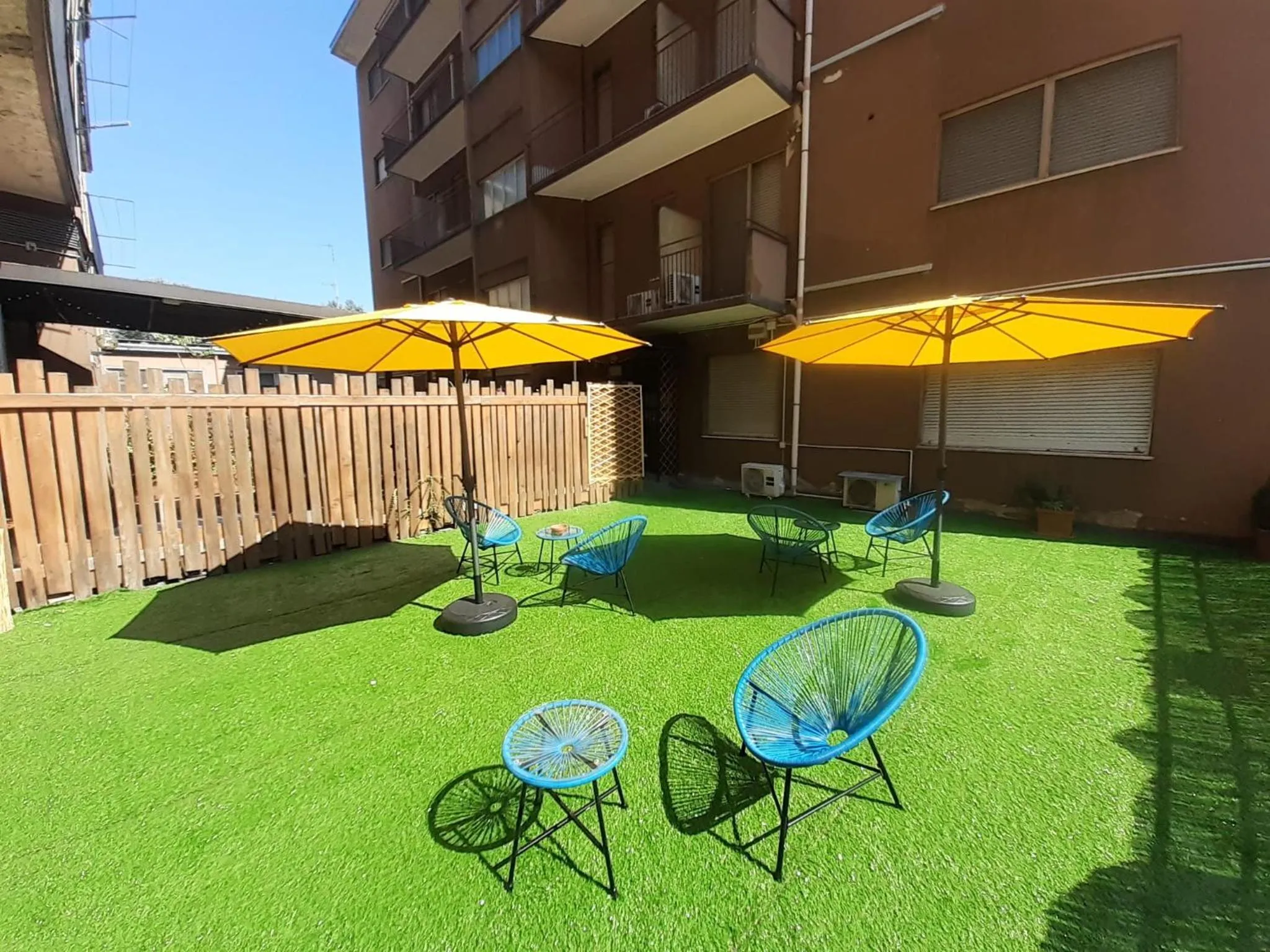 Balcony/Terrace in UniHo Hostel