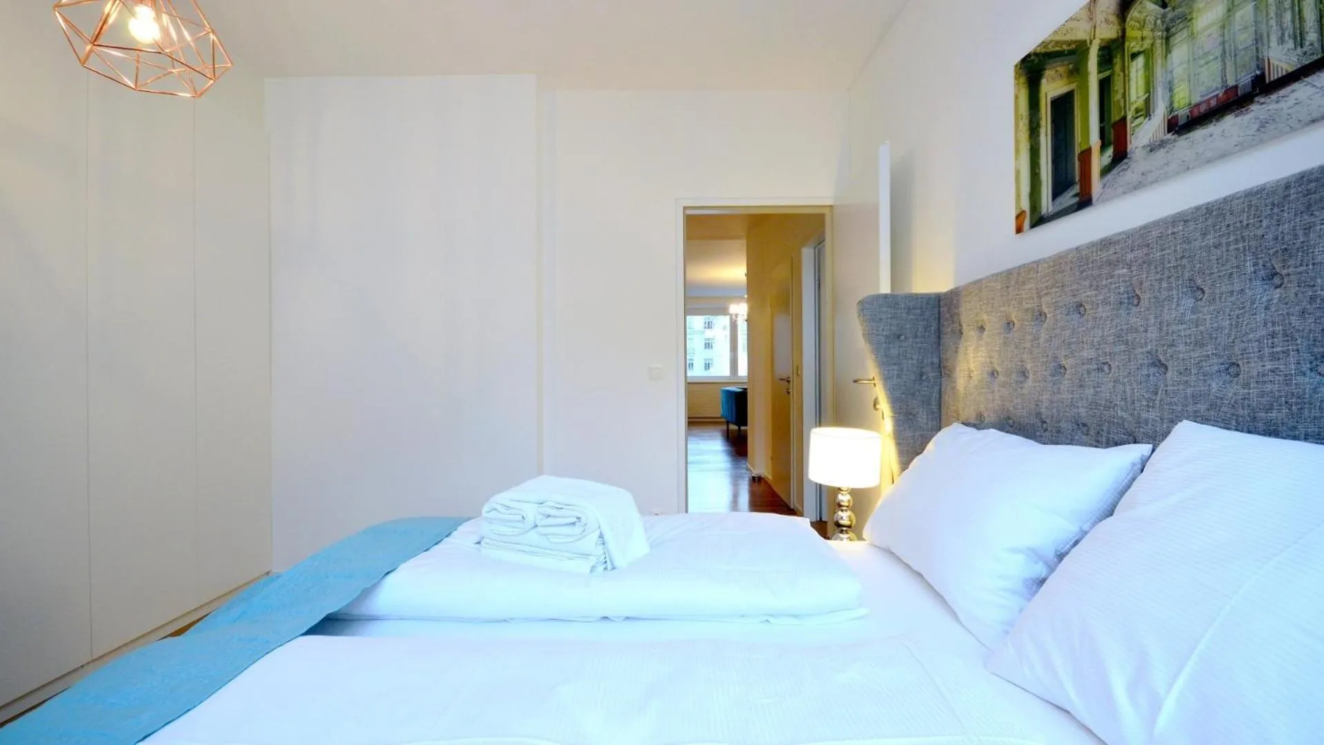 Bed in Vienna Residence, Naschmarkt - Karlsplatz