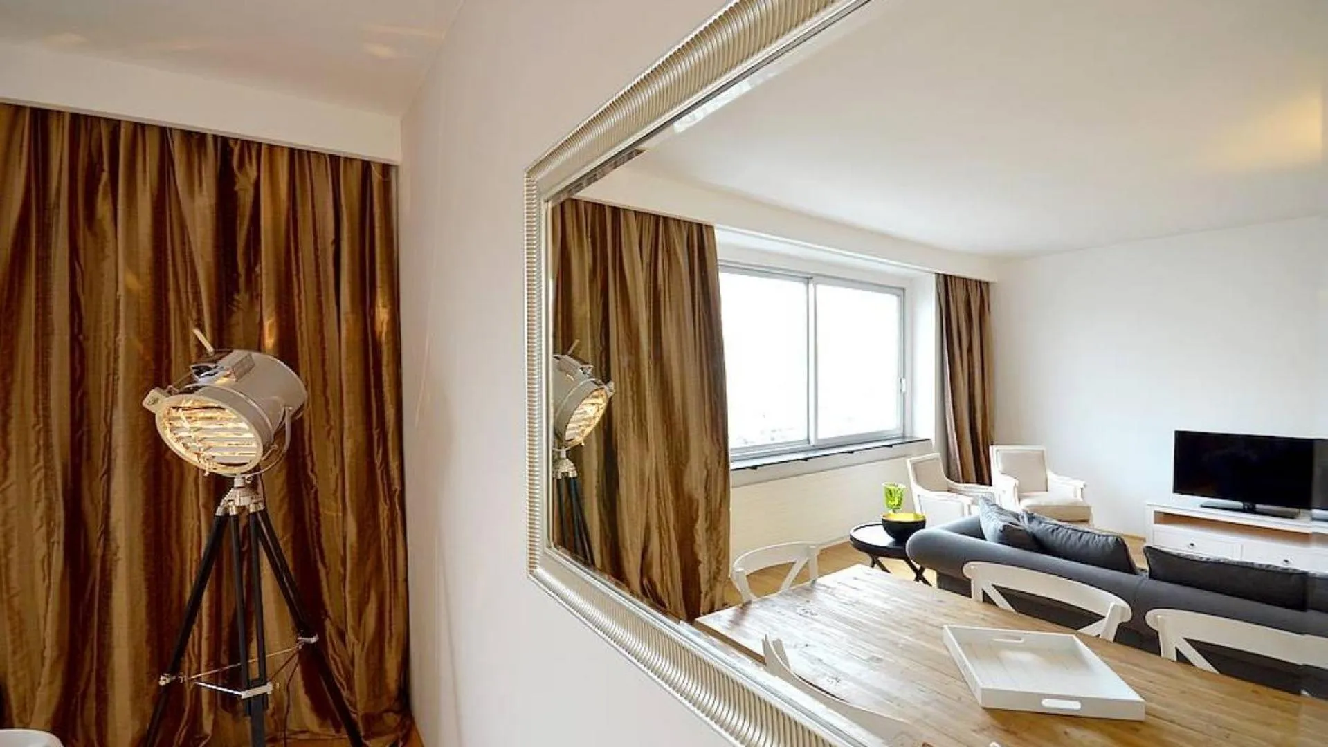 Bed in Vienna Residence, Naschmarkt - Karlsplatz