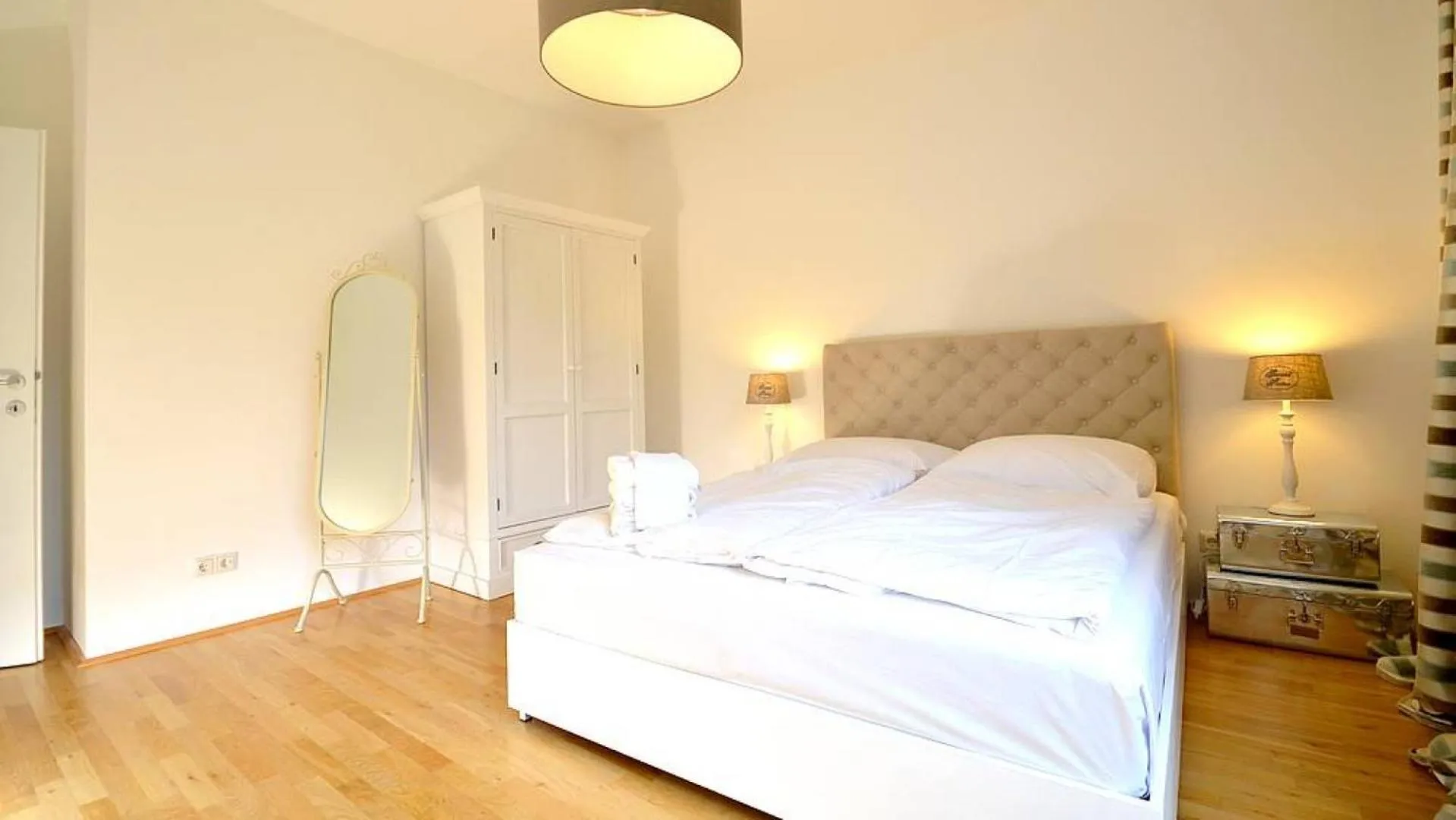 Bed in Vienna Residence, Naschmarkt - Karlsplatz