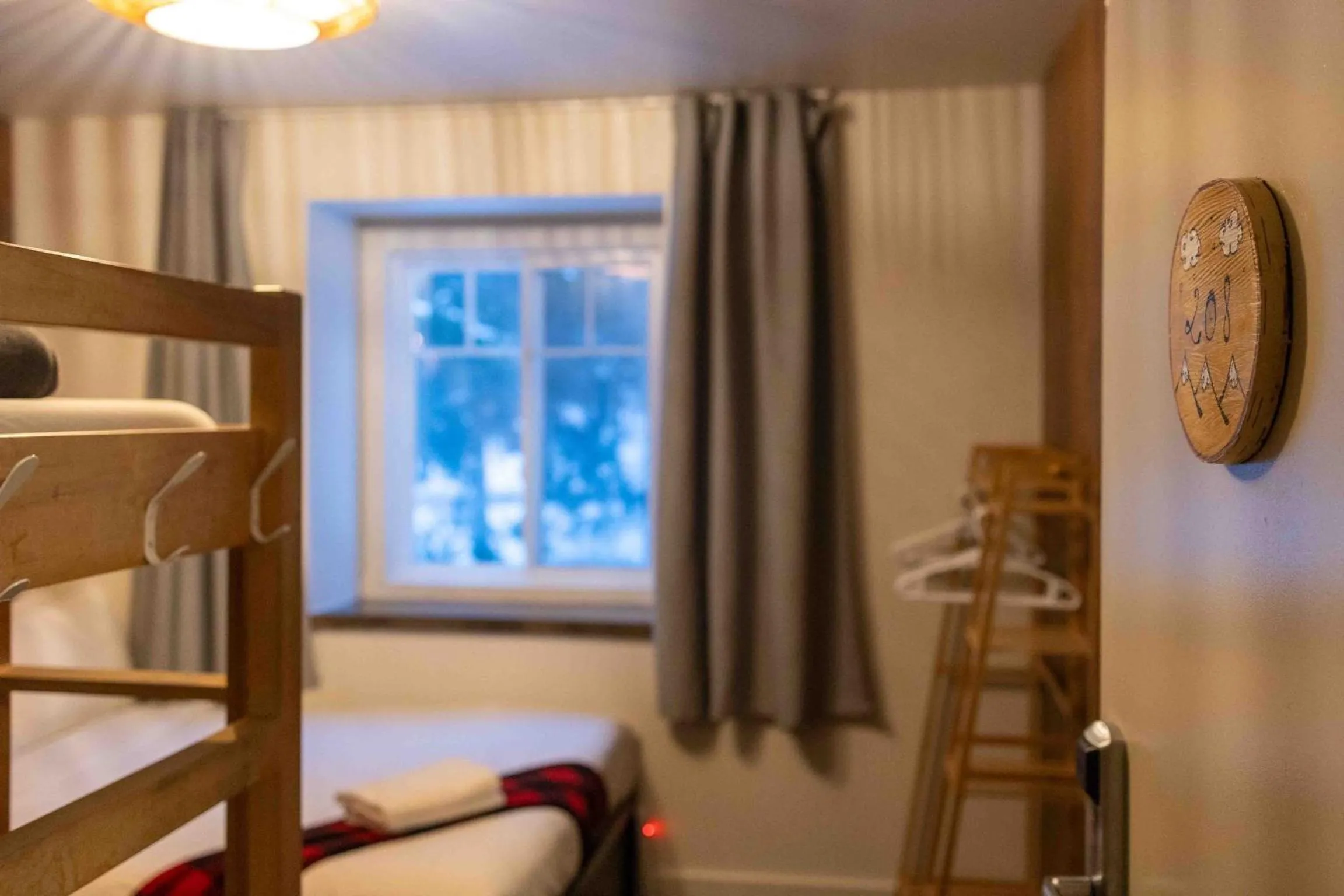 Bed in Auberge Manitonga