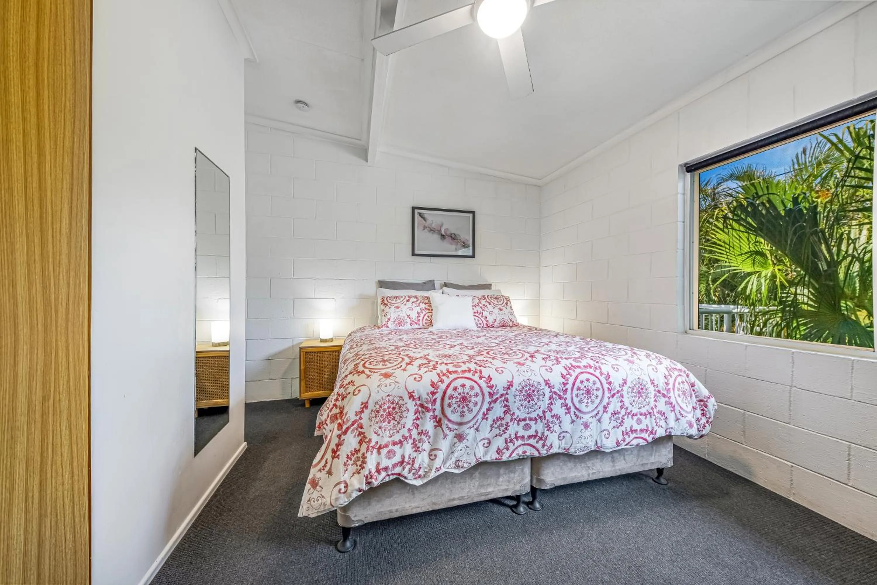 King Suite with Balcony in Beachcomber Peregian Beach