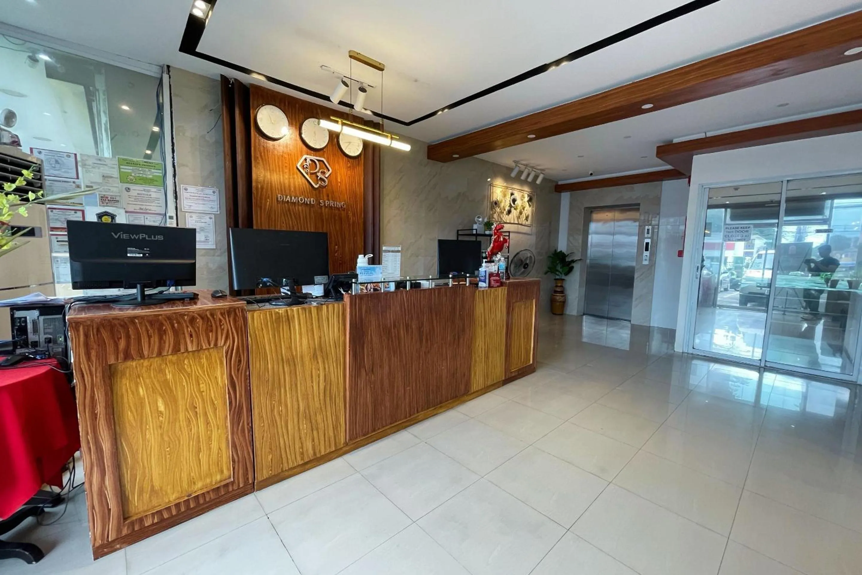 Lobby or reception in Diamond Spring Hotel Angeles