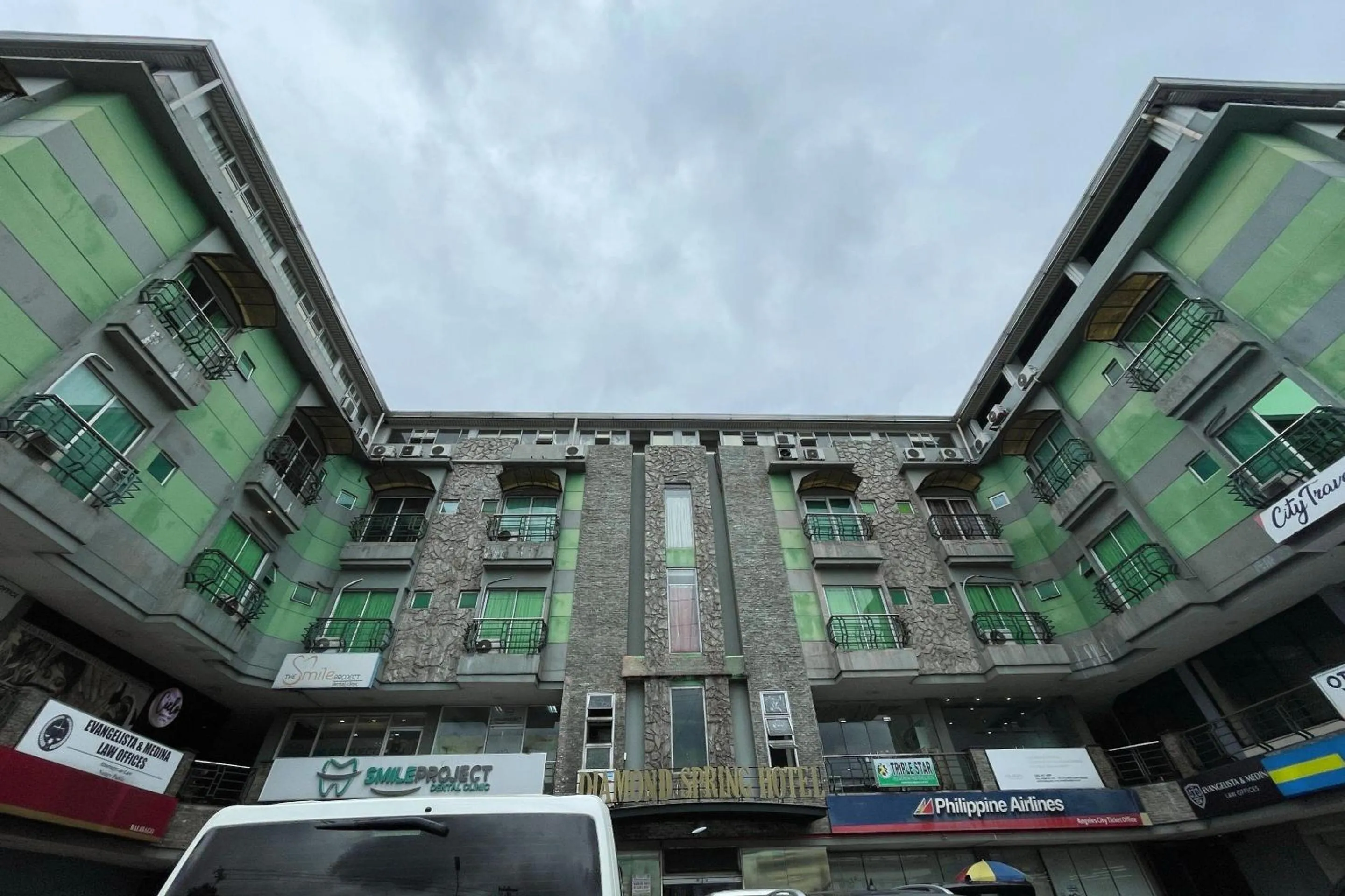 Property building in Diamond Spring Hotel Angeles