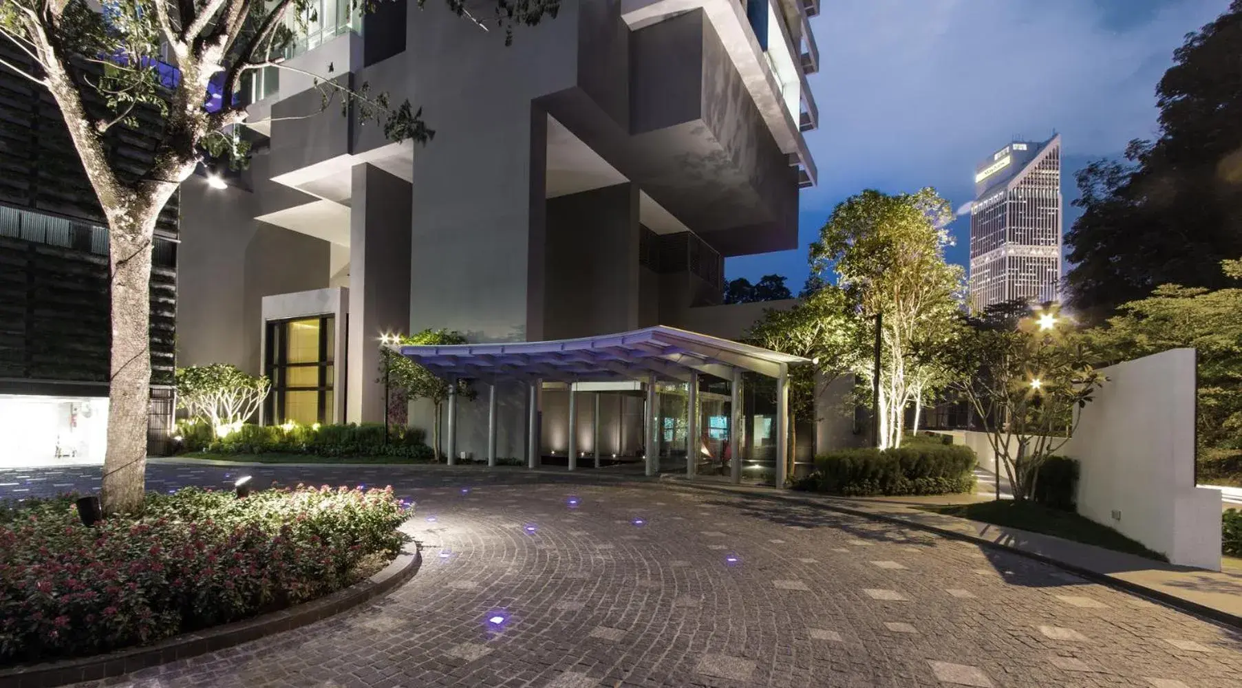 Facade/entrance in Lanson Place Bukit Ceylon Facade/entrance in Lanson Place Bukit Ceylon