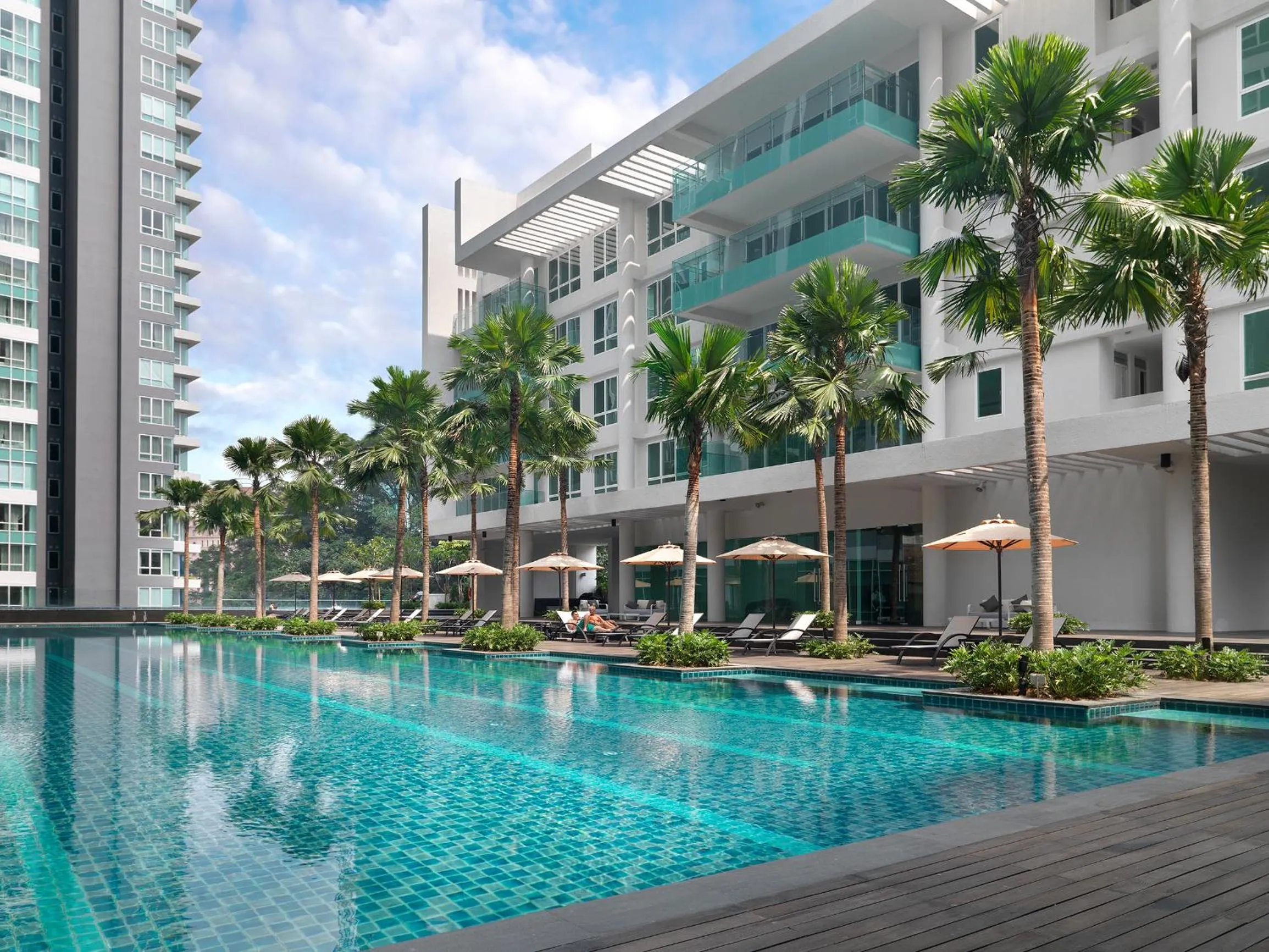 Swimming pool in Lanson Place Bukit Ceylon