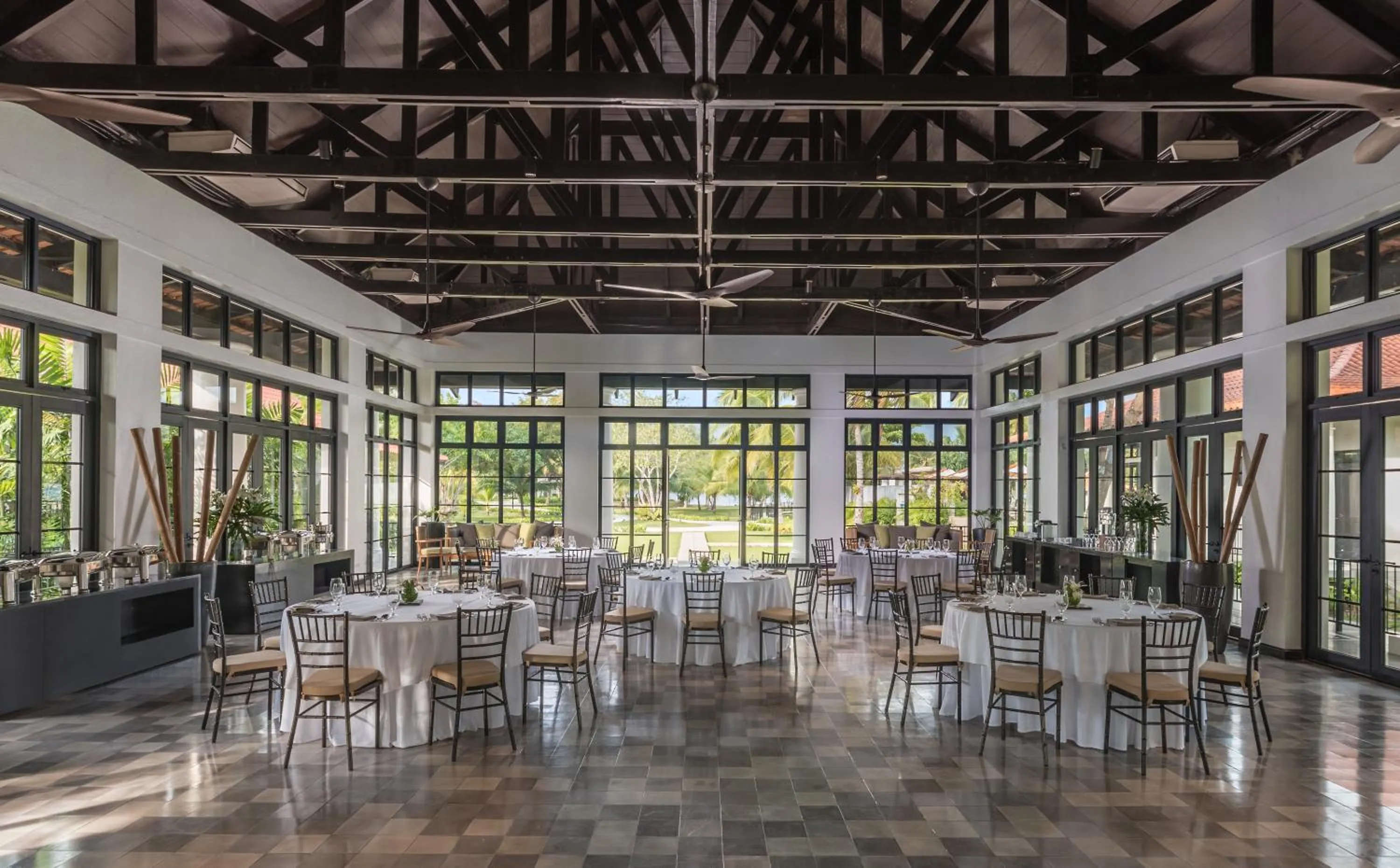 Business facilities in Dusit Thani Lubi Plantation Resort