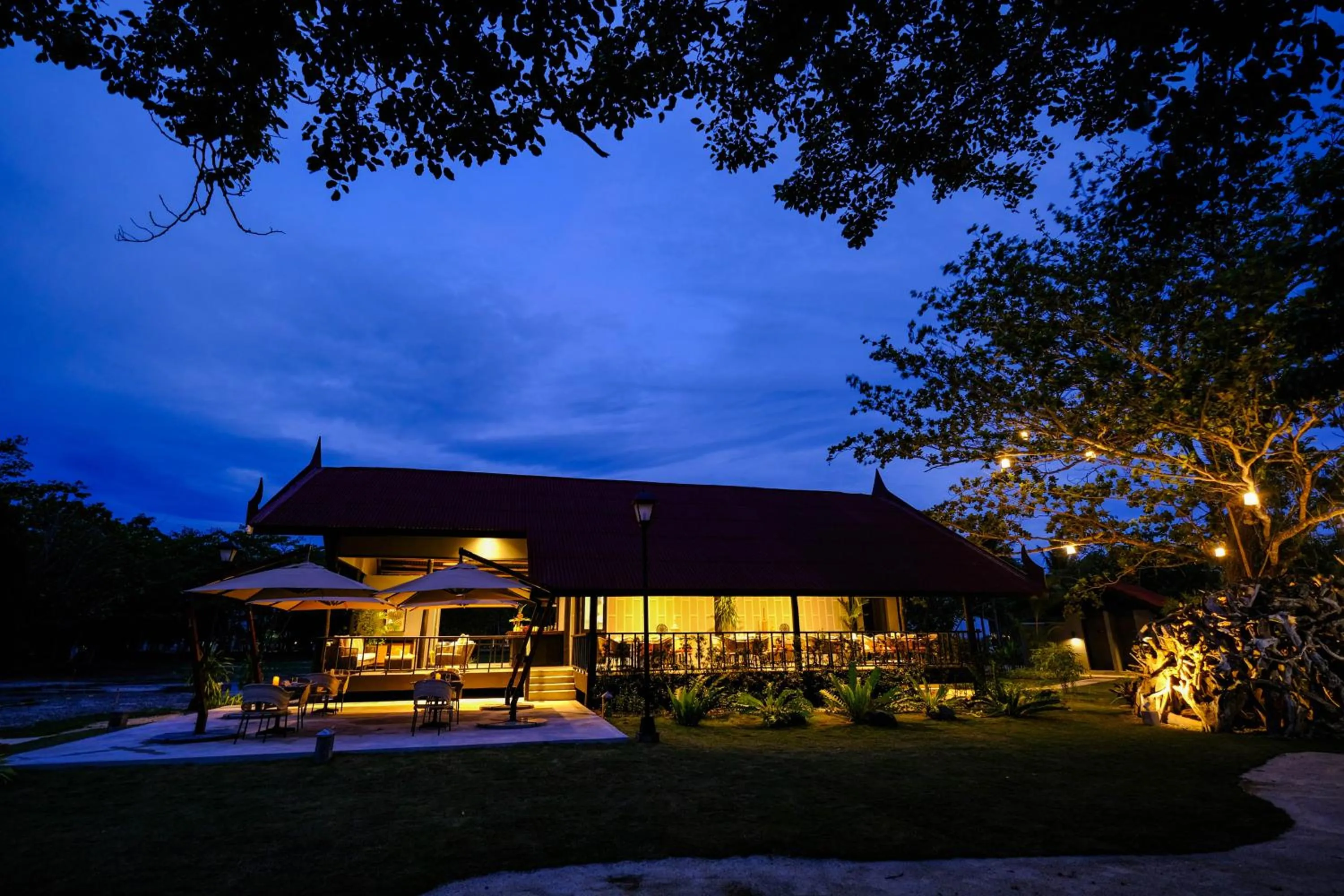 Restaurant/places to eat in Dusit Thani Lubi Plantation Resort
