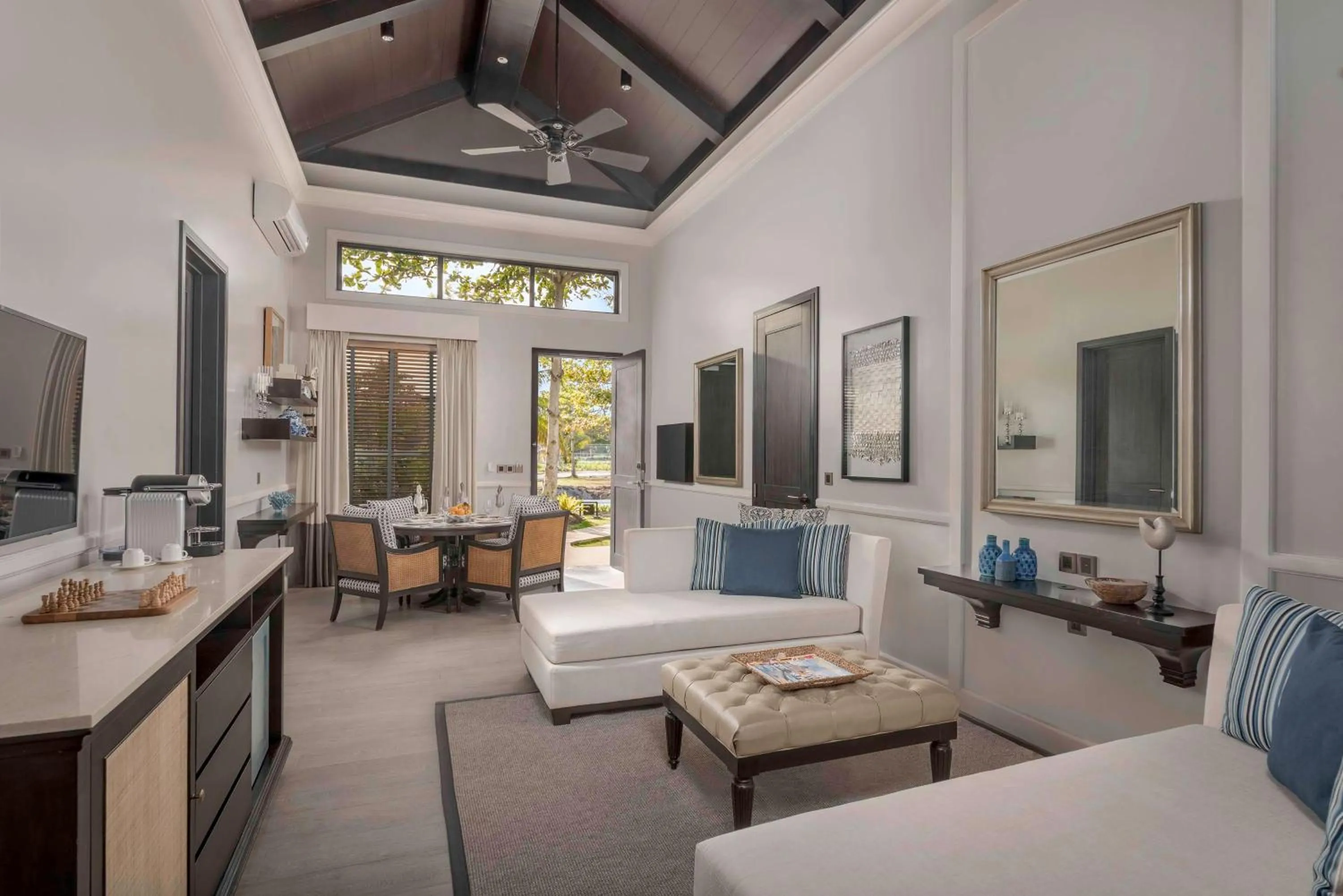 Bedroom in Dusit Thani Lubi Plantation Resort