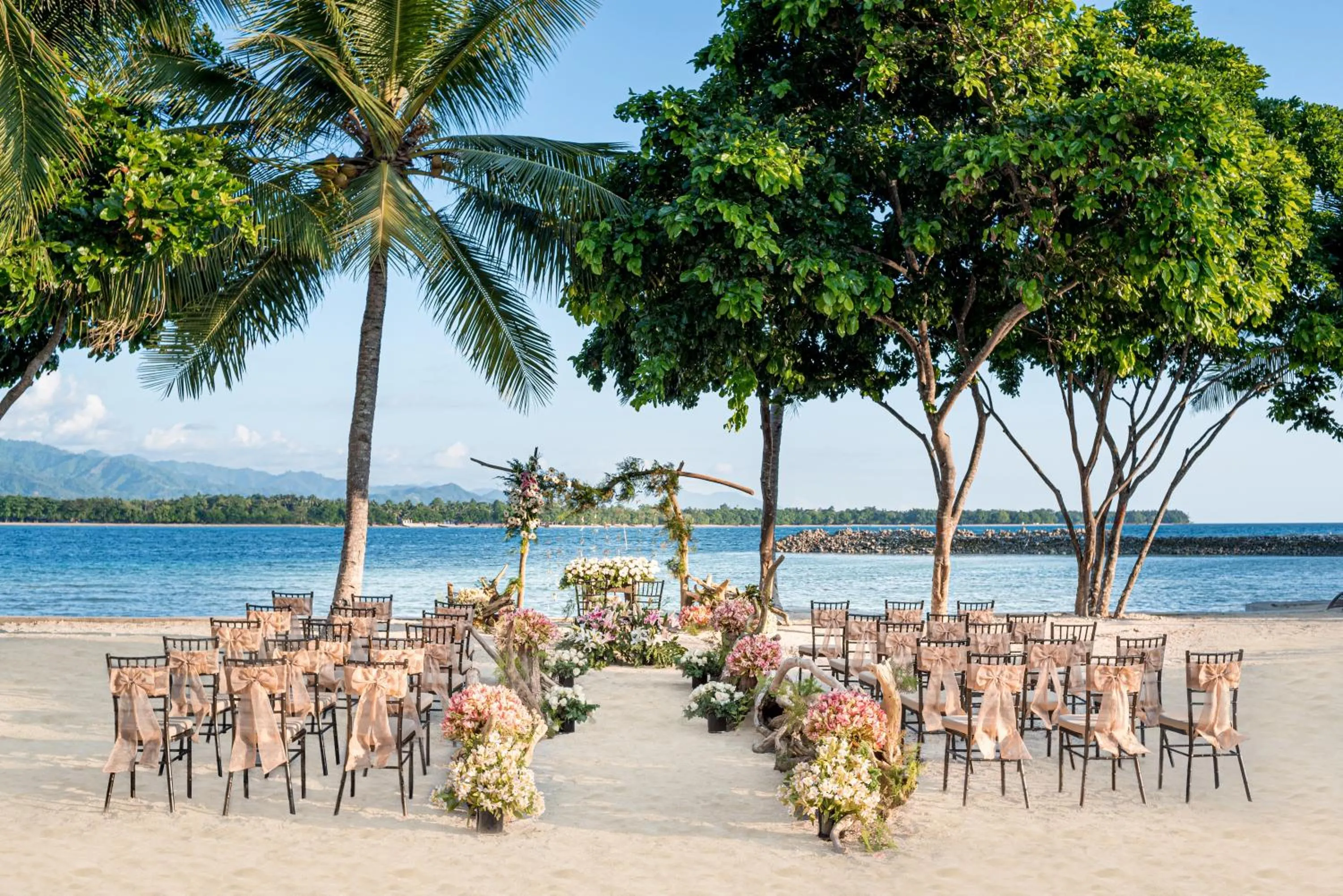 Beach in Dusit Thani Lubi Plantation Resort