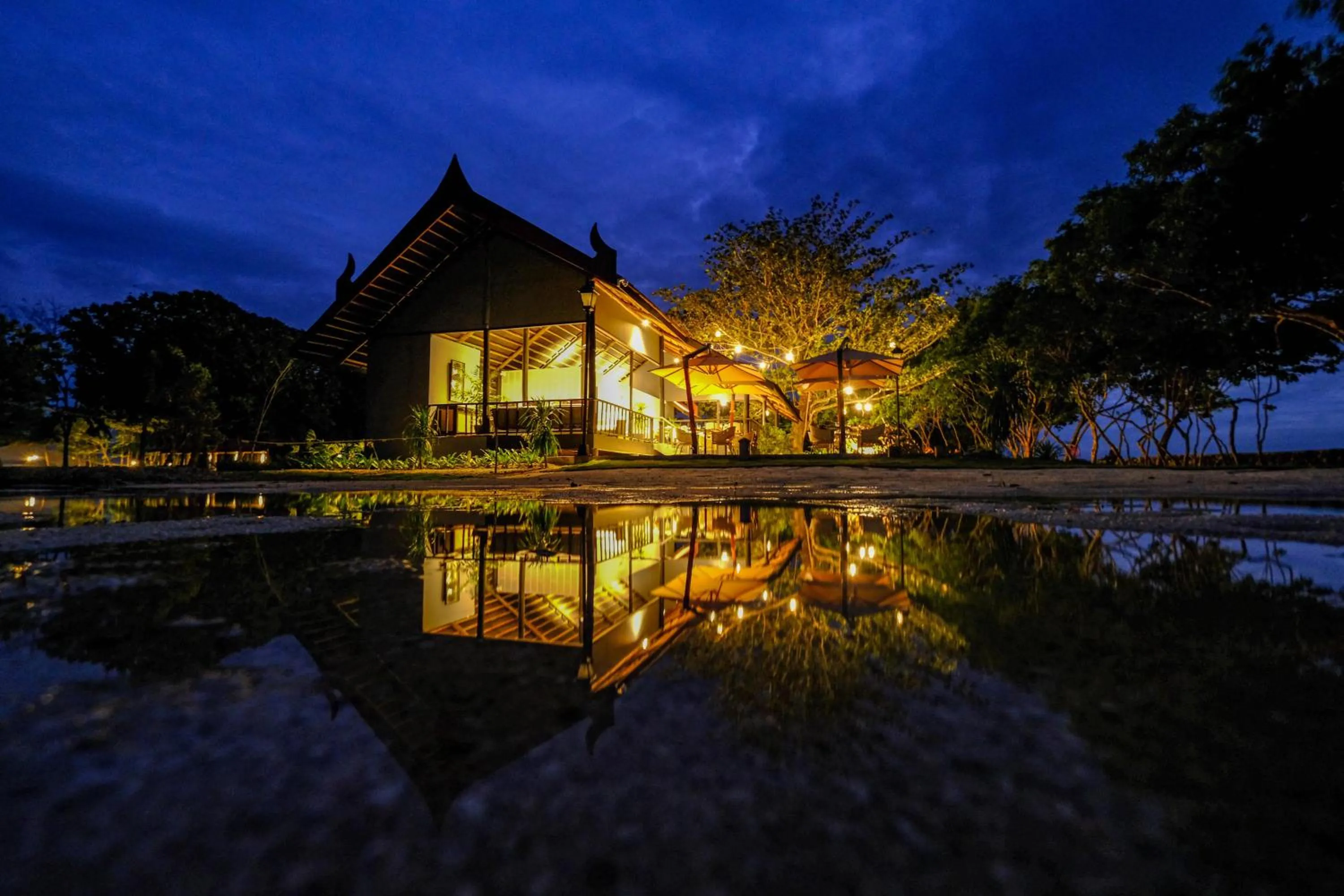 Restaurant/places to eat in Dusit Thani Lubi Plantation Resort