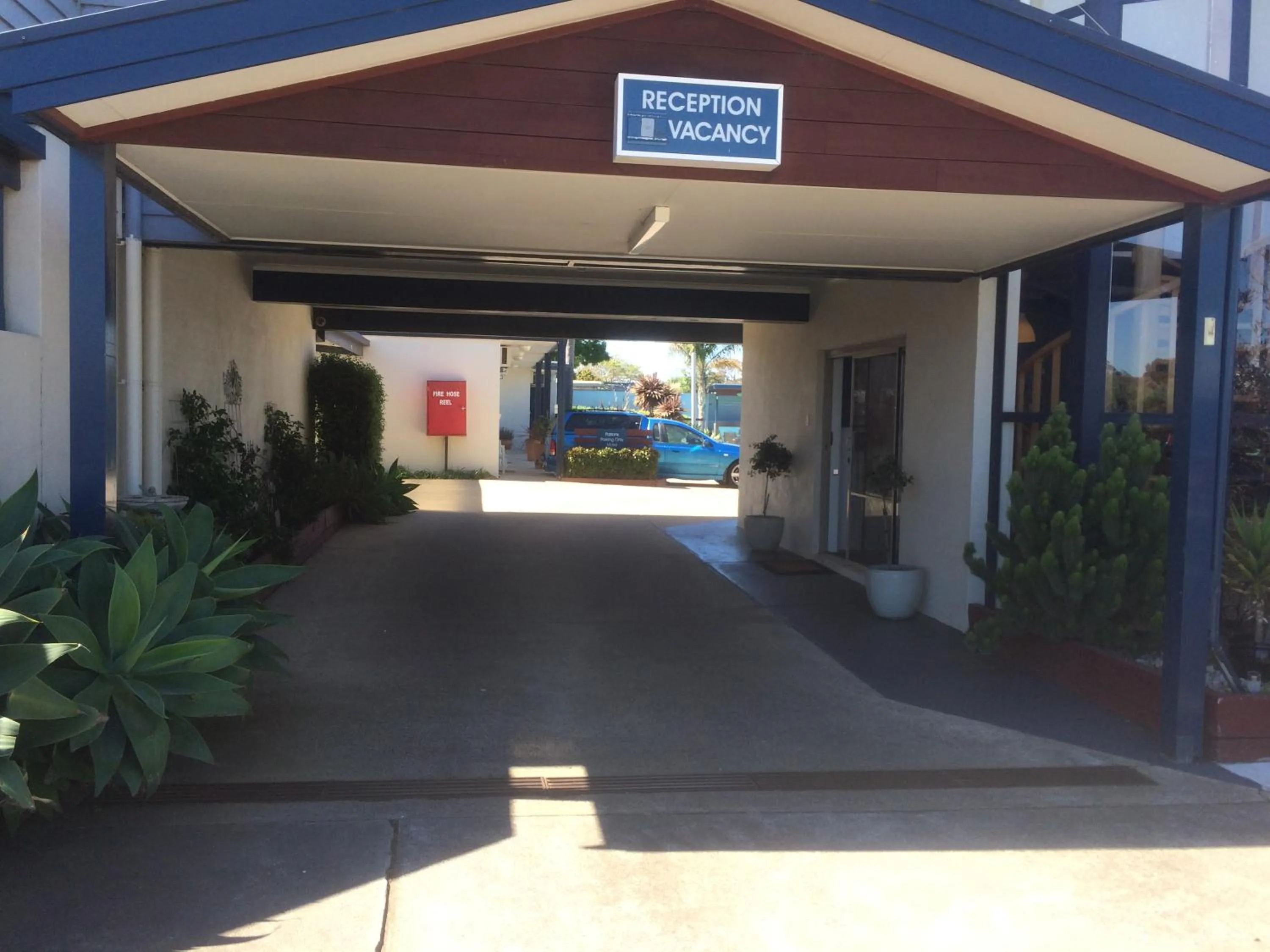 Facade/entrance in Portarlington Beach Motel