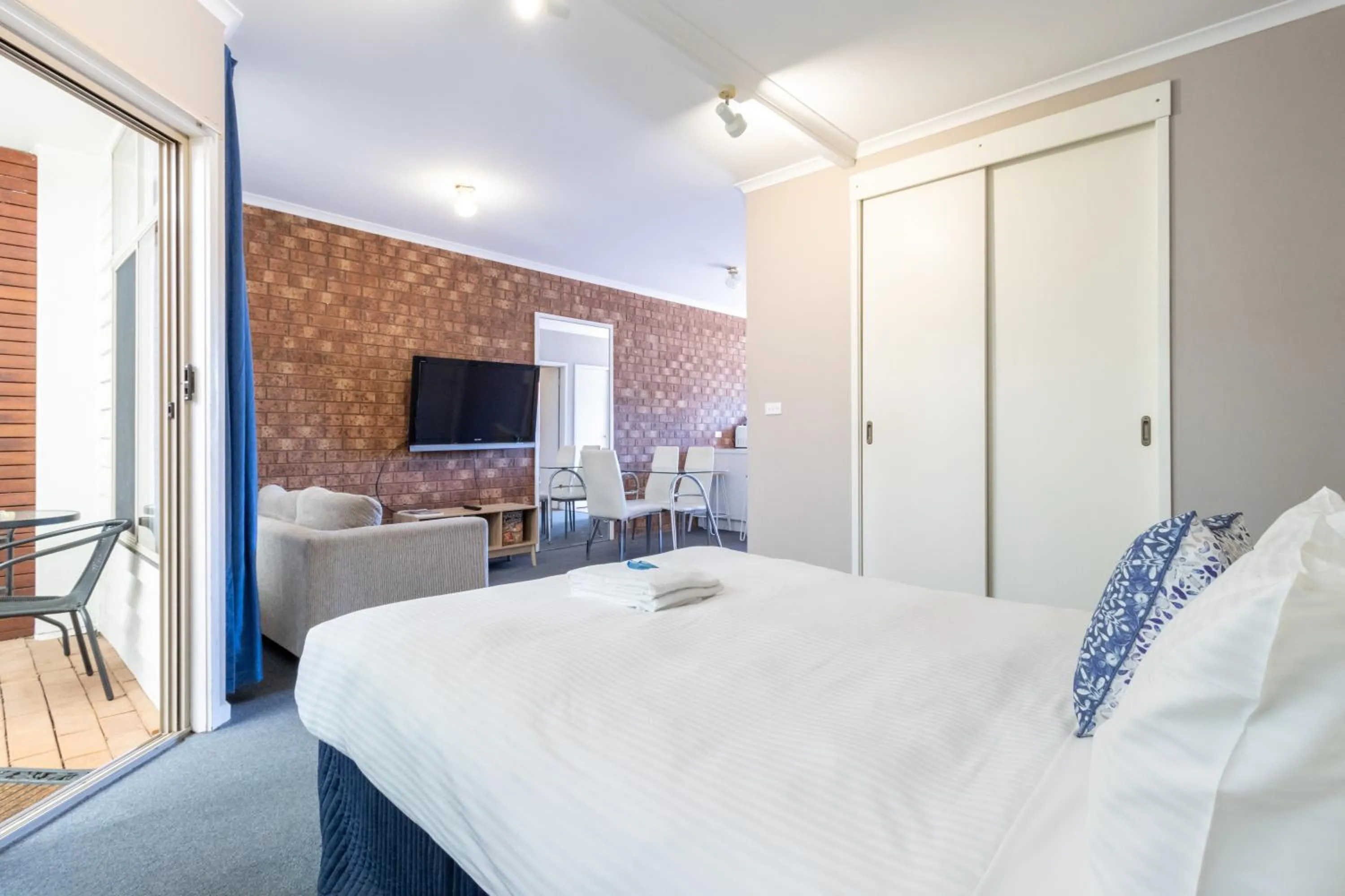 Photo of the whole room, Bed in Portarlington Beach Motel