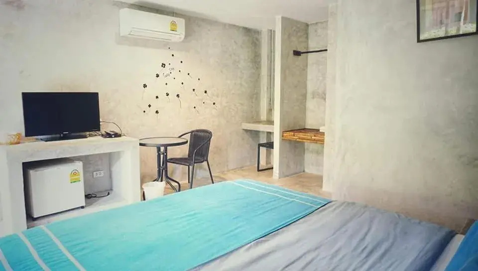 Bed in The Curve Residence Bed in The Curve Residence