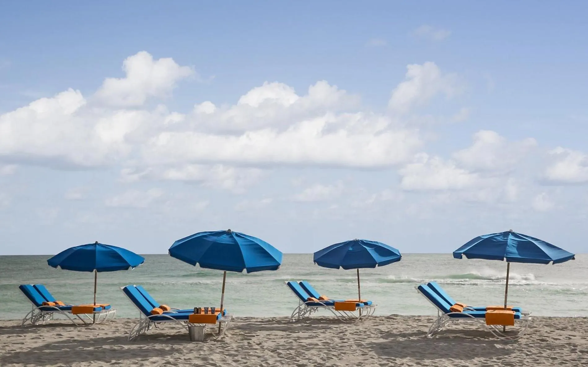 Beach in Circa 39 Miami Beach