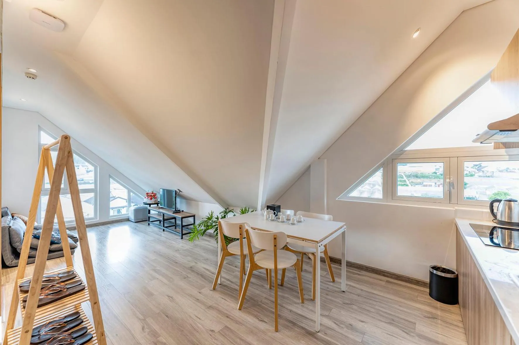 Living room in Canary Dalat Hotel