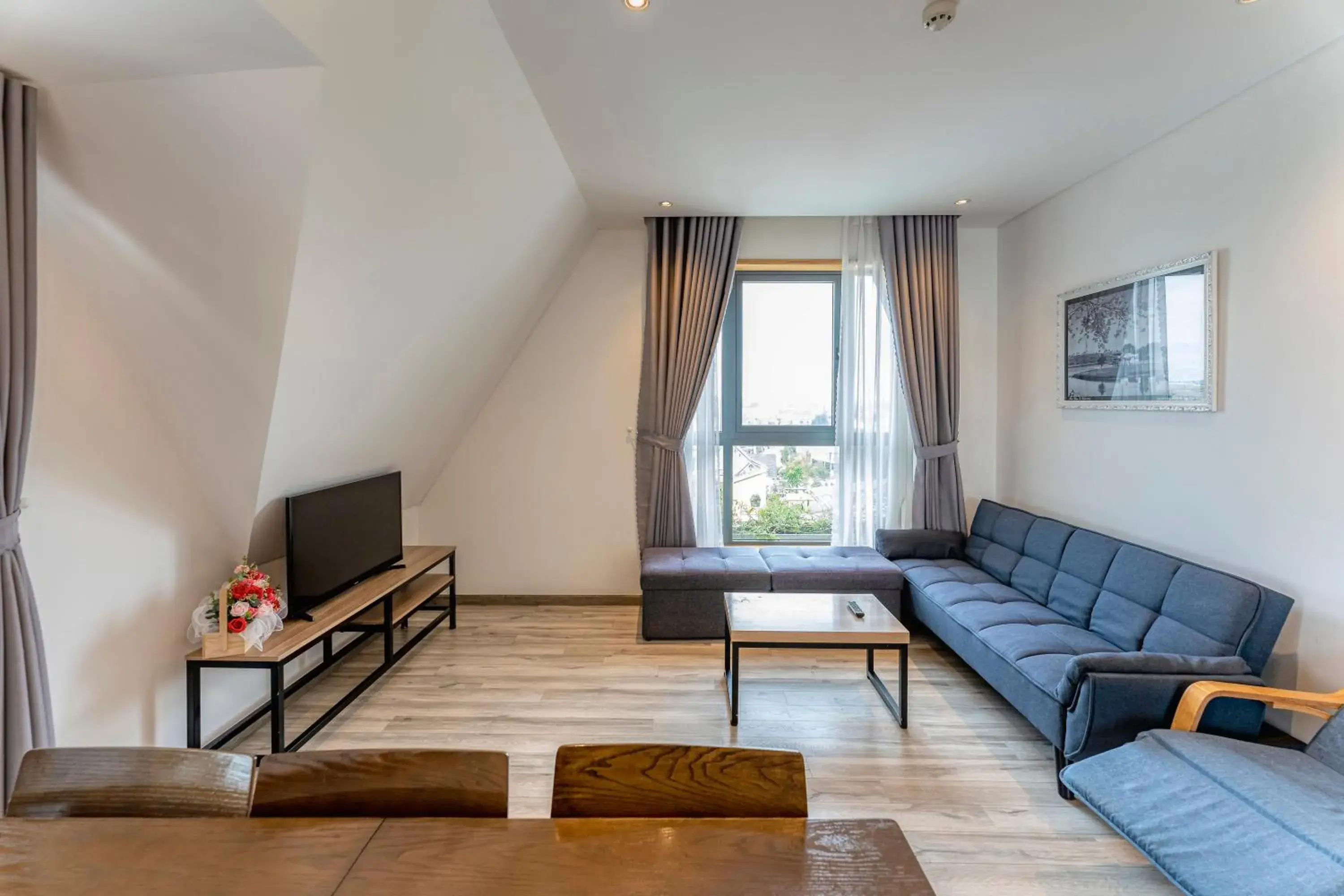 Deluxe Apartment in Canary Dalat Hotel Deluxe Apartment in Canary Dalat Hotel