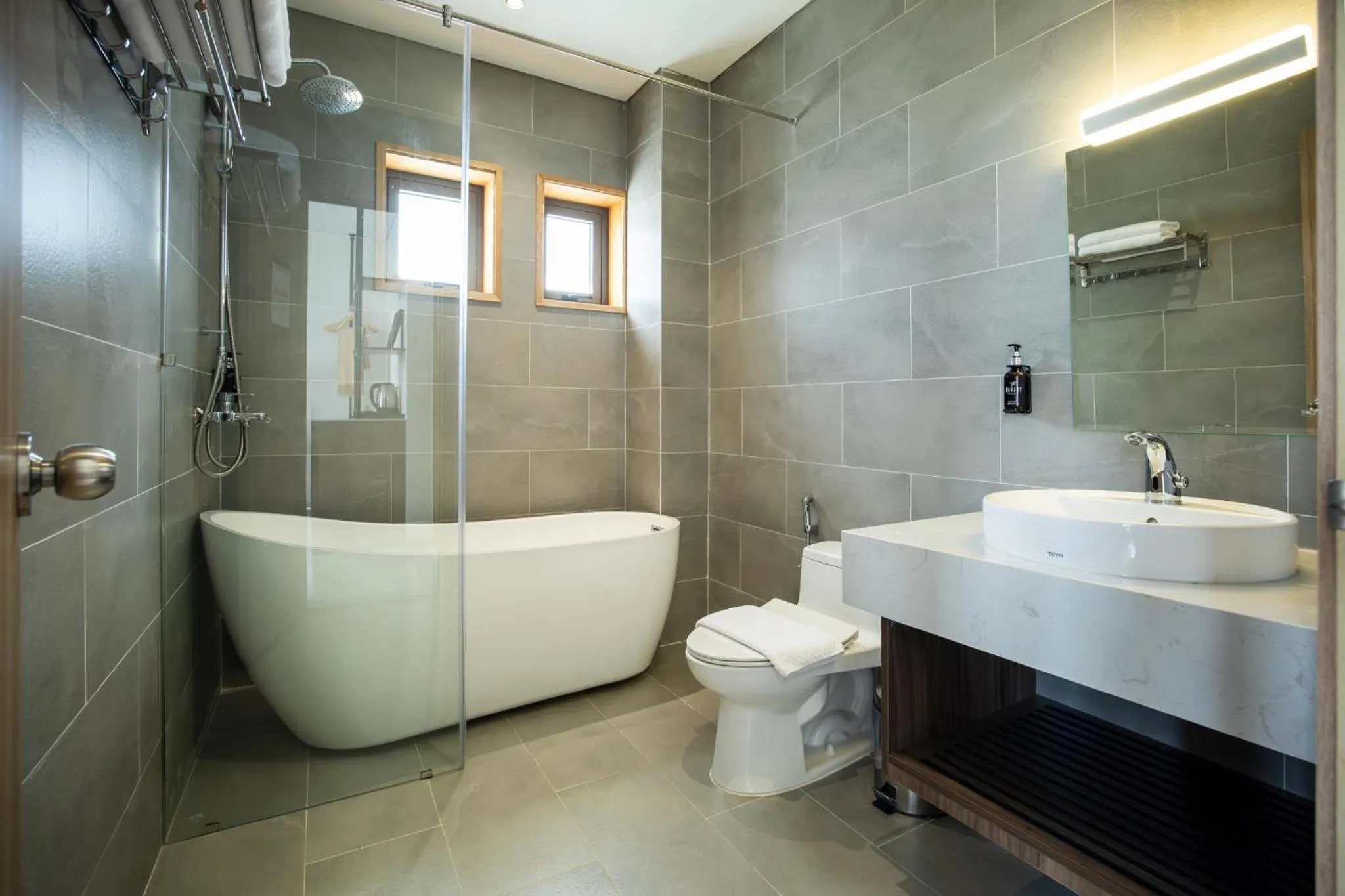 Bathroom in Canary Dalat Hotel