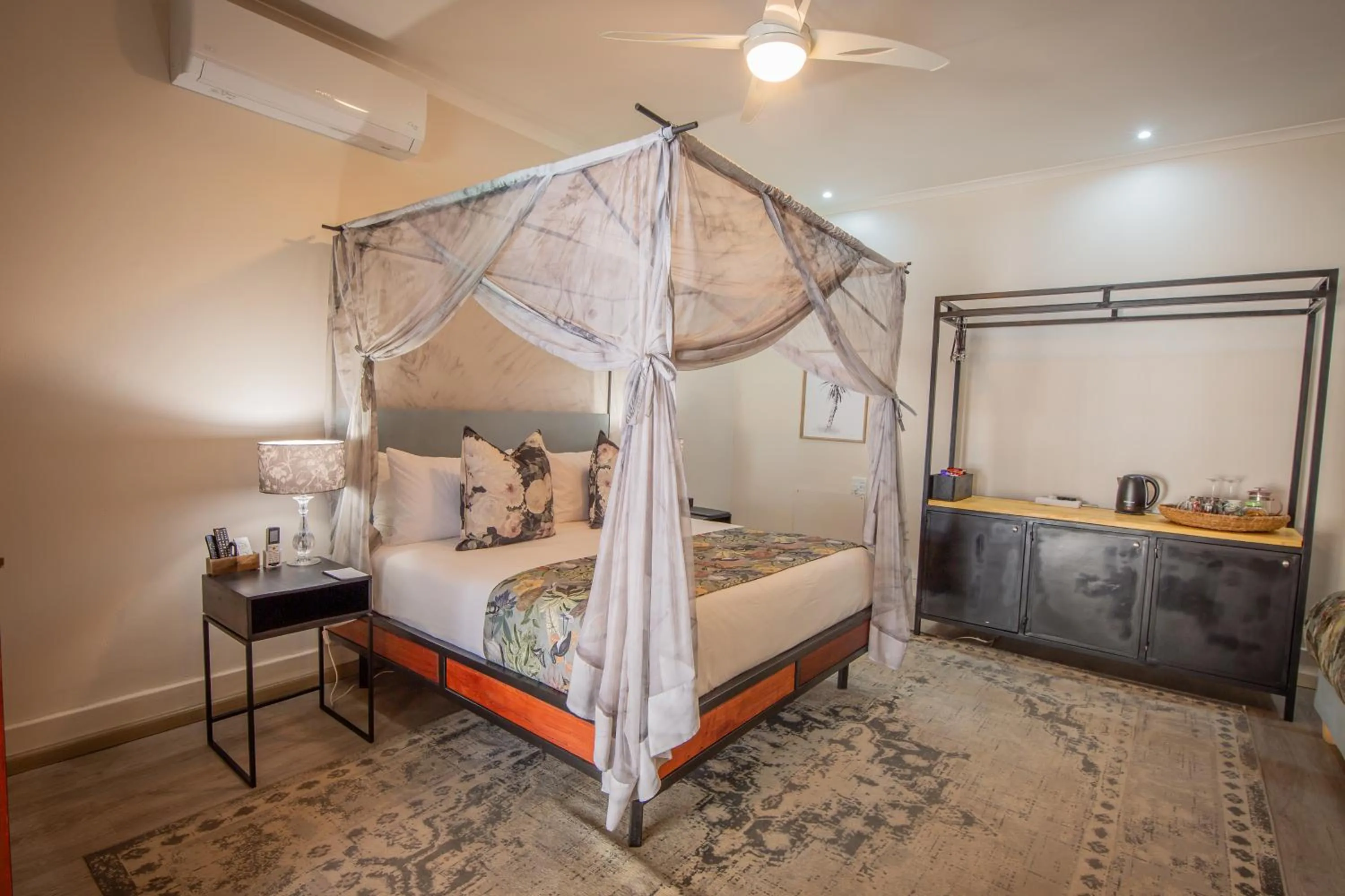 Bedroom, Bed in Droombos Boutique Hotel