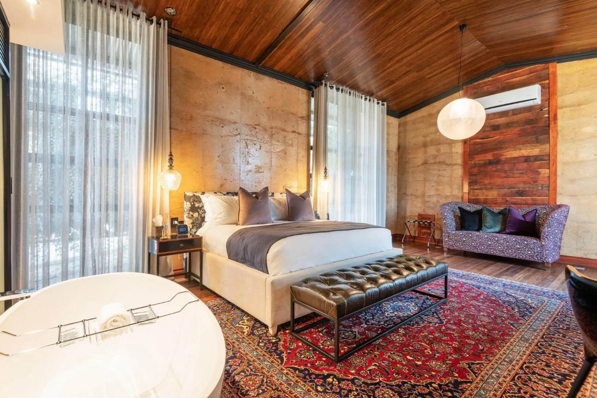 Photo of the whole room, Bed in Droombos Boutique Hotel