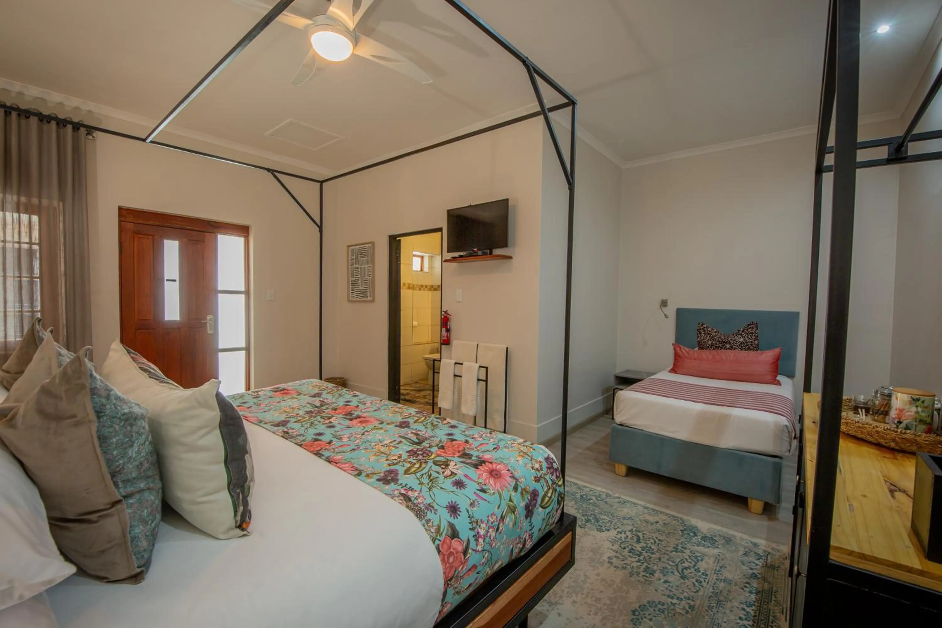 Bedroom, Bed in Droombos Boutique Hotel