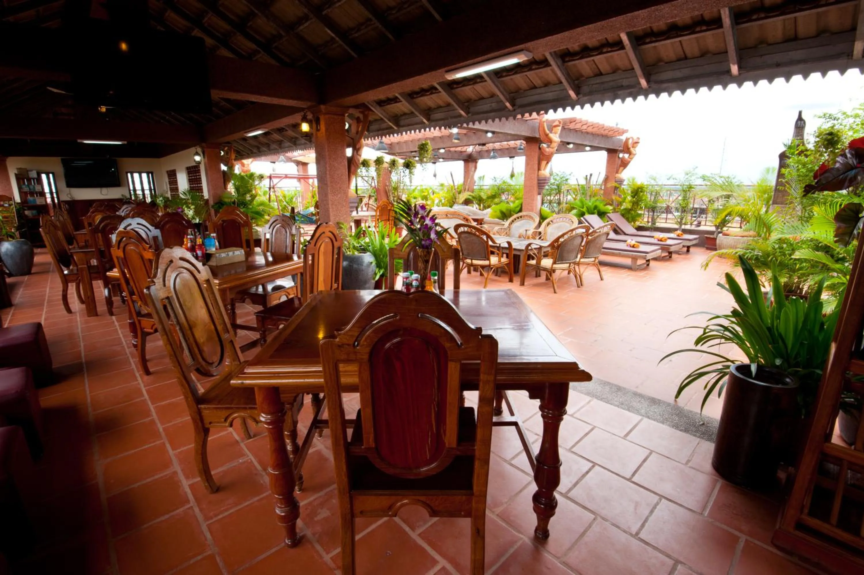 Restaurant/places to eat in Okay Guesthouse Siem Reap