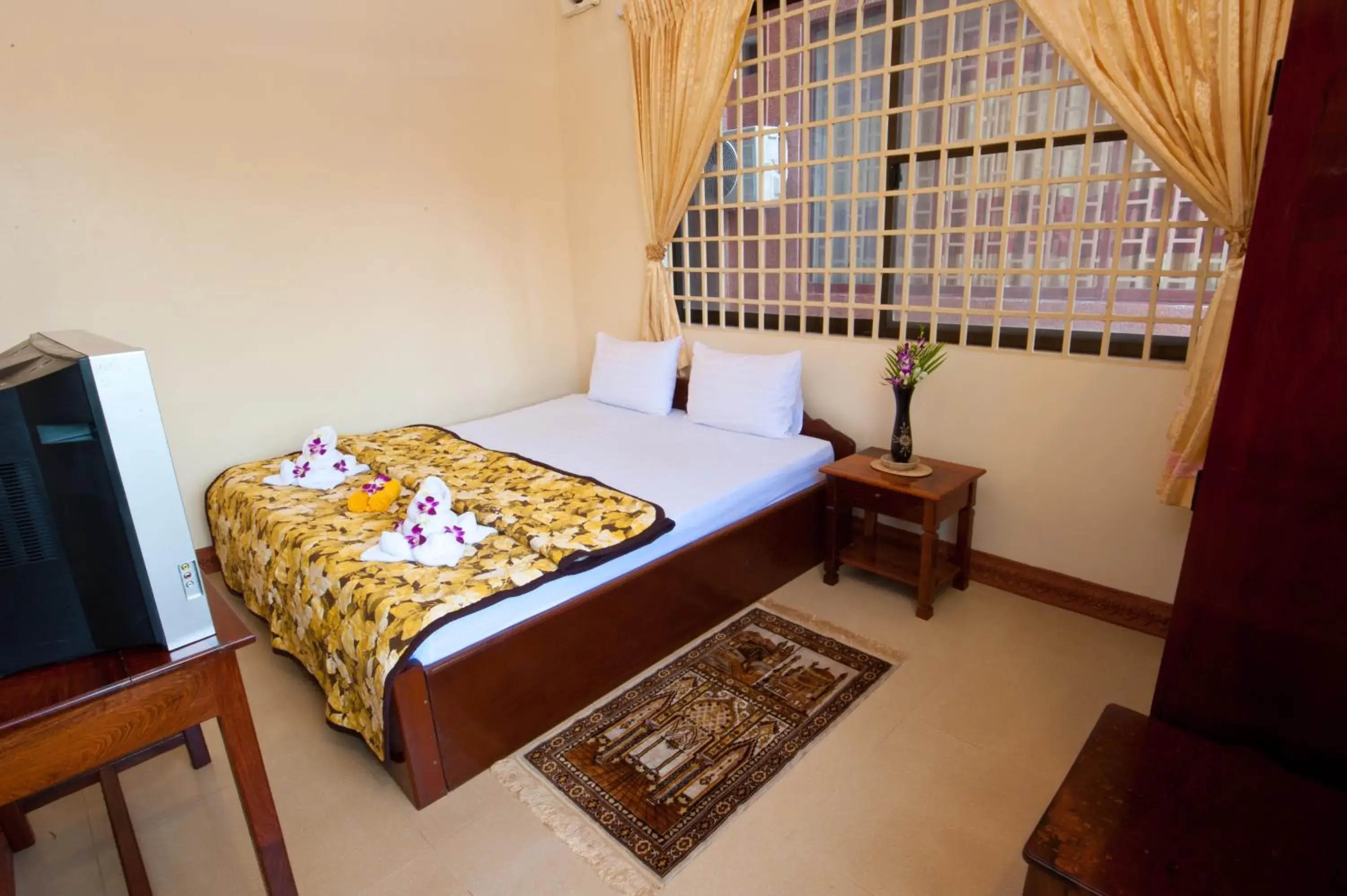 Superior Double Room in Okay Guesthouse Siem Reap Superior Double Room in Okay Guesthouse Siem Reap