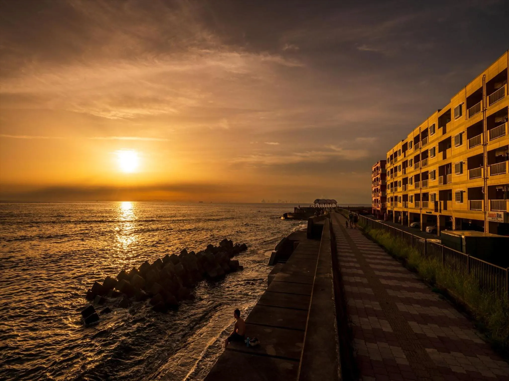 Nearby landmark in Hotel Sunset American