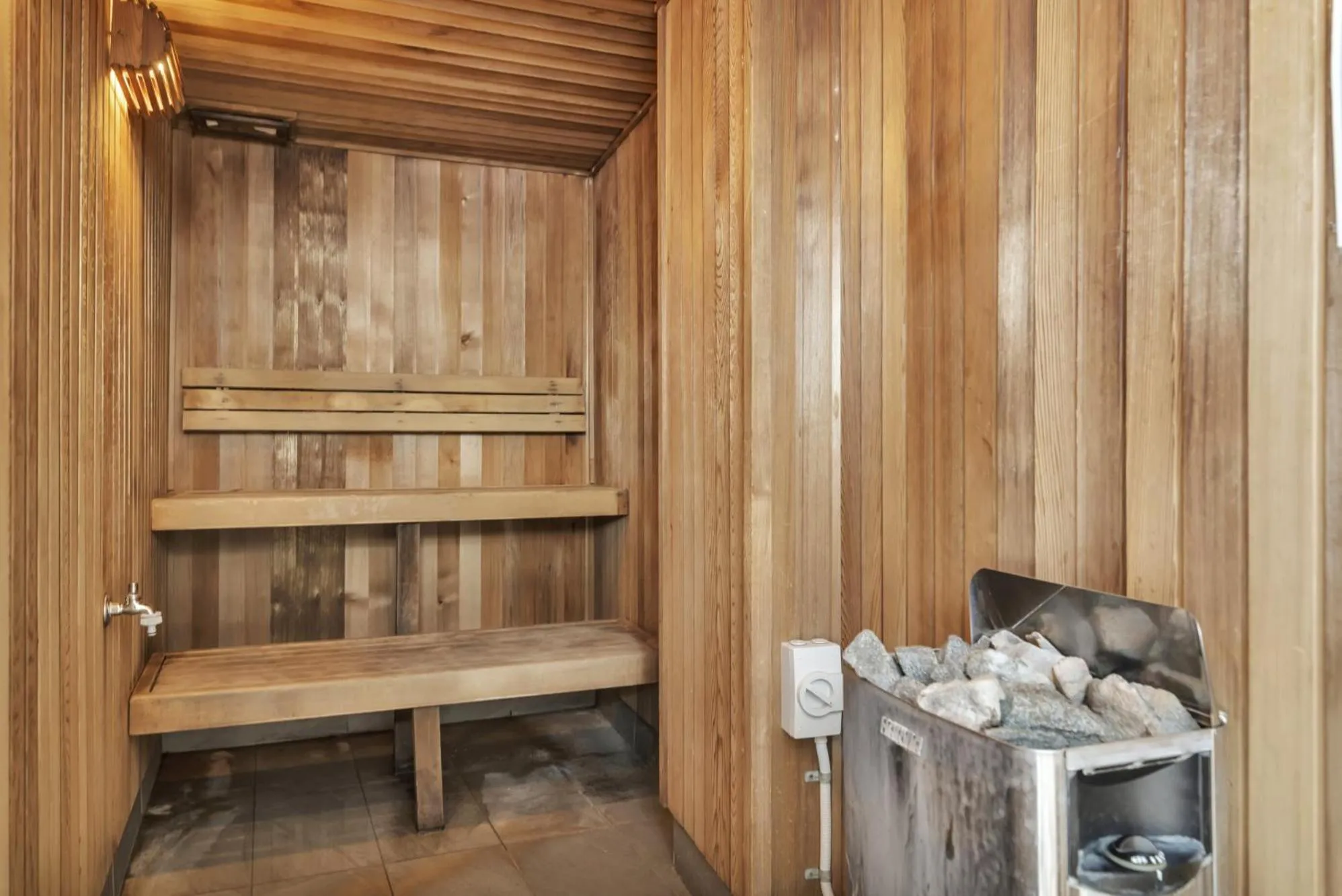 Sauna in Catalina Resort