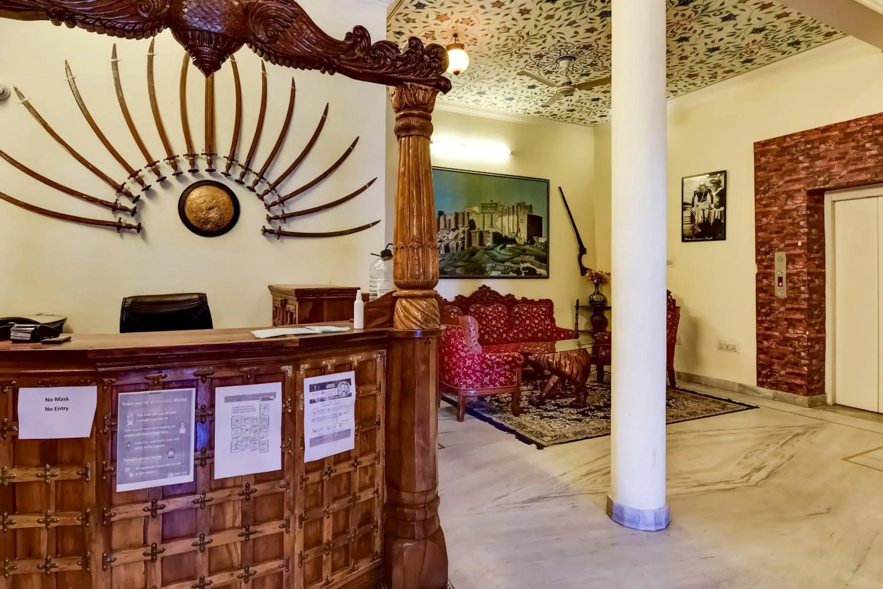 Lobby or reception in Hotel Radoli House - A Heritage Hotel Lobby or reception in Hotel Radoli House - A Heritage Hotel