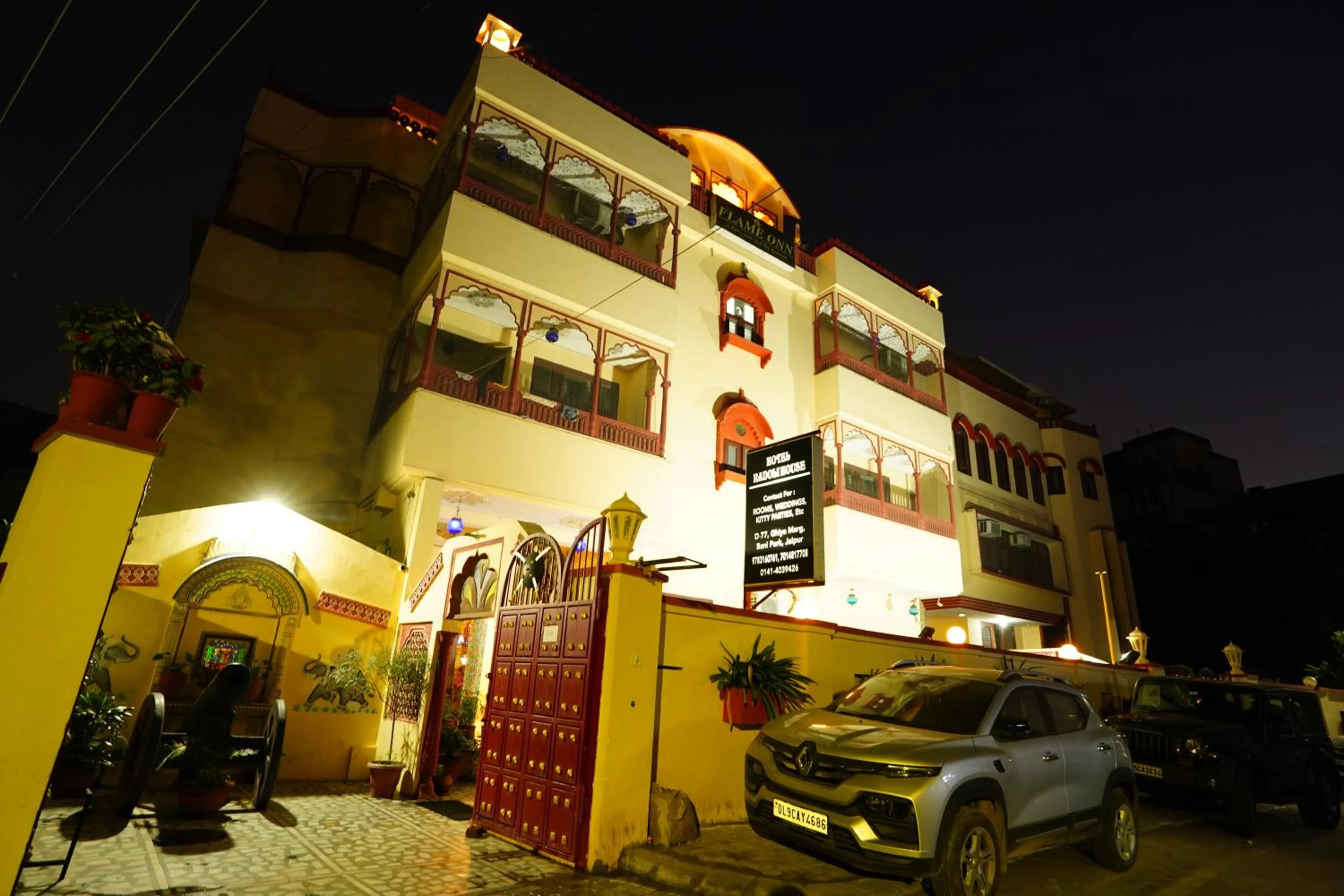 Property building in Hotel Radoli House - A Heritage Hotel