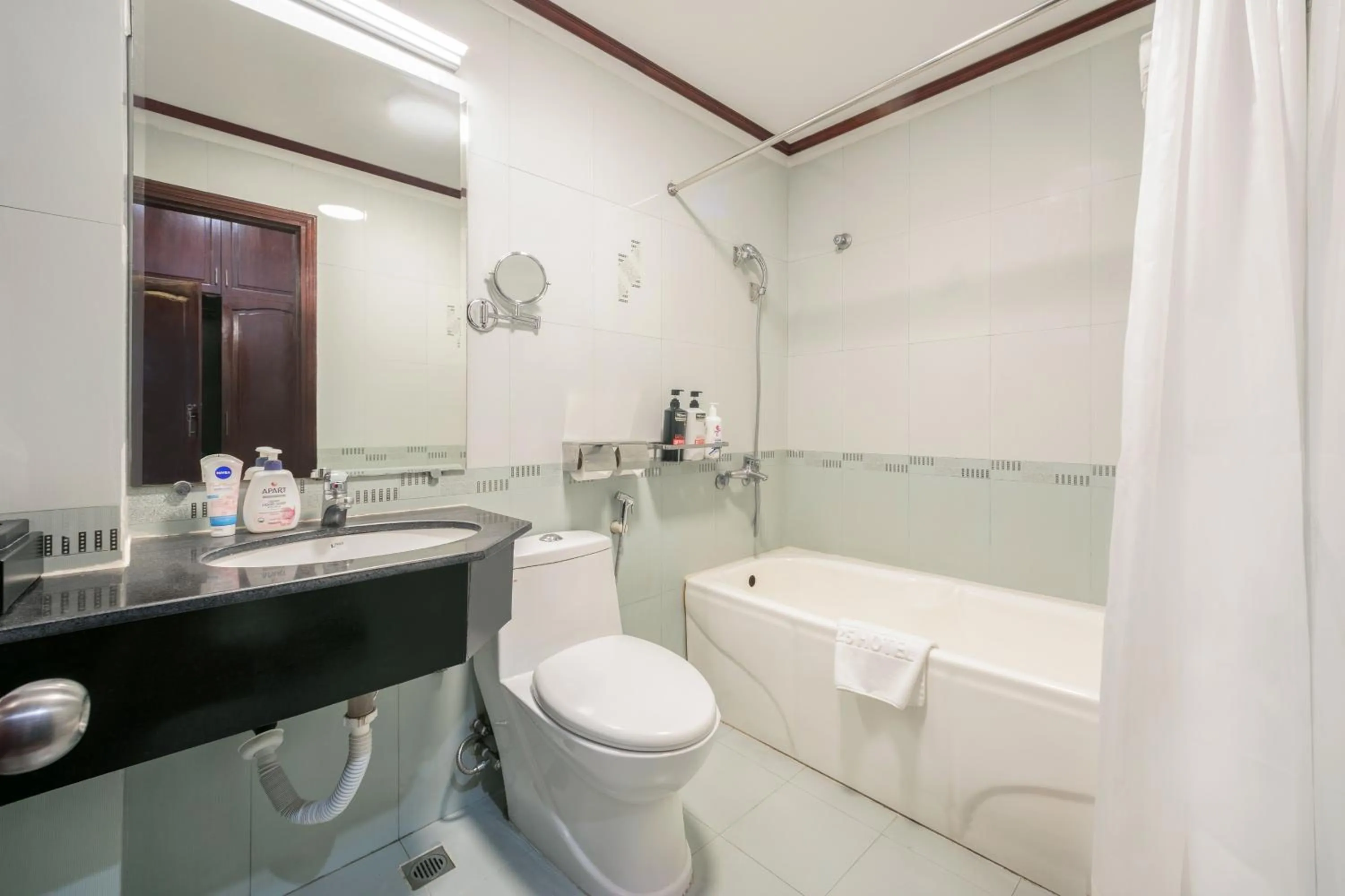 Shower in A25 Hotel - 61 Lương Ngọc Quyến