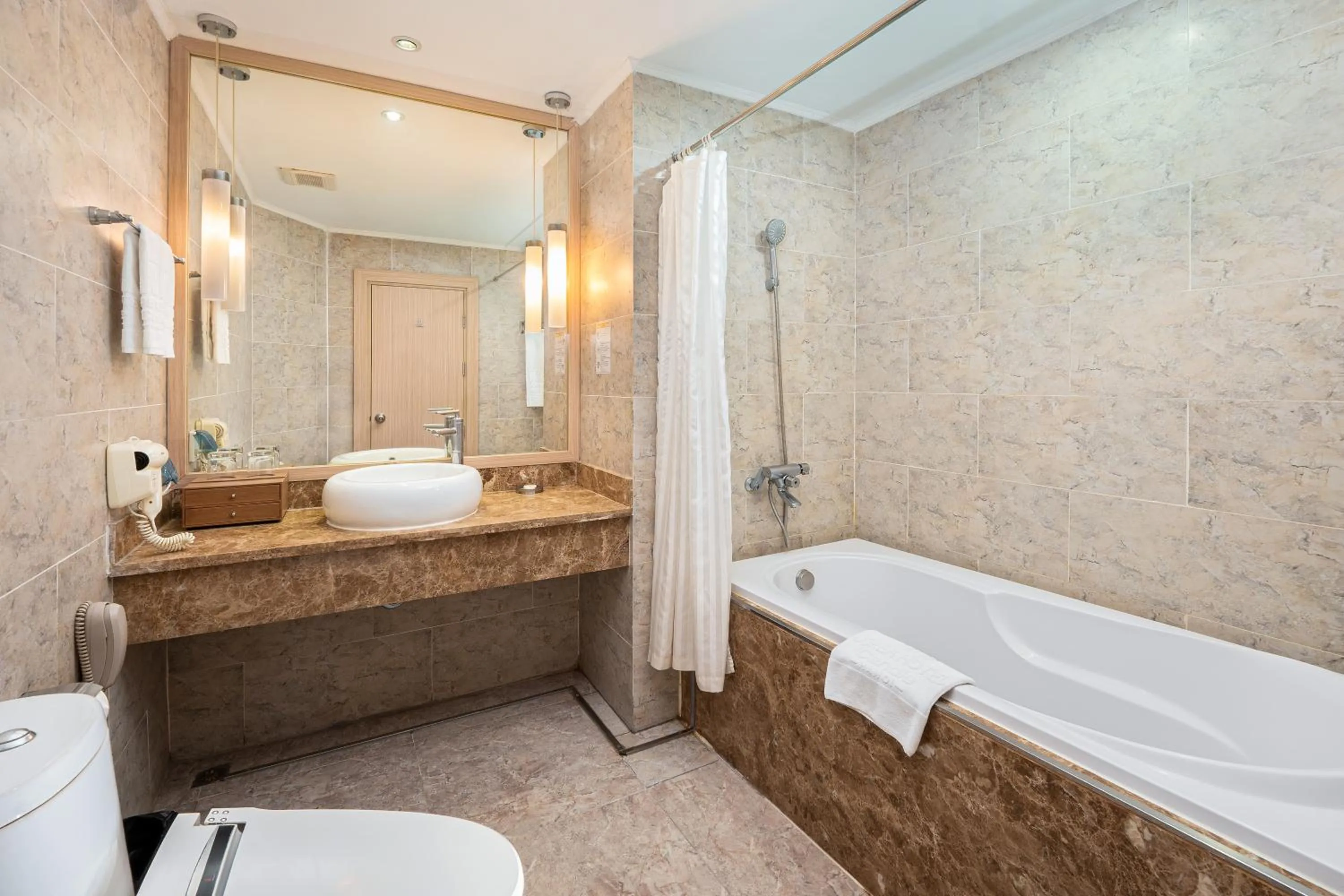 Bathroom in Super Candle Hotel