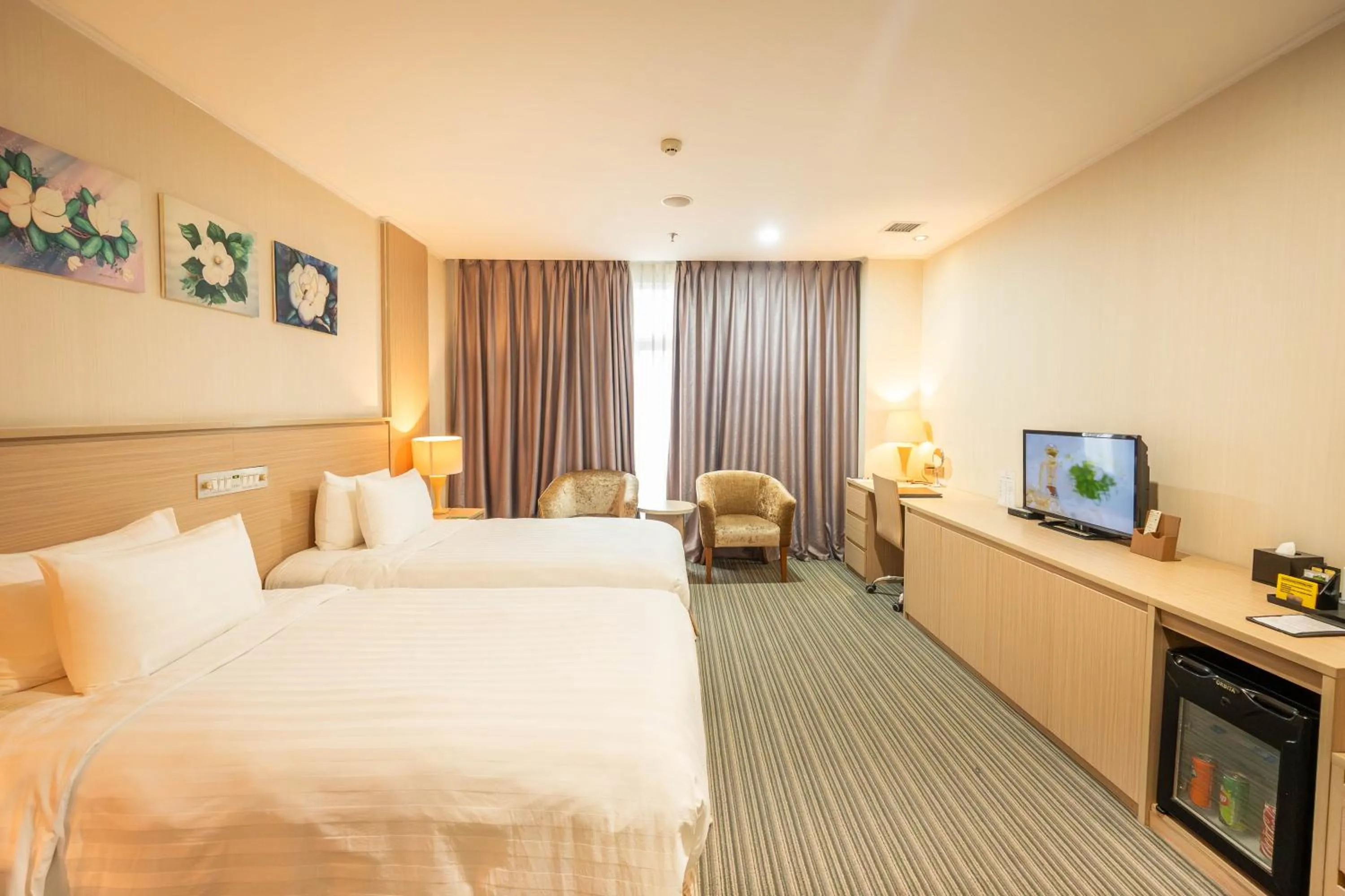 Bed in Super Candle Hotel